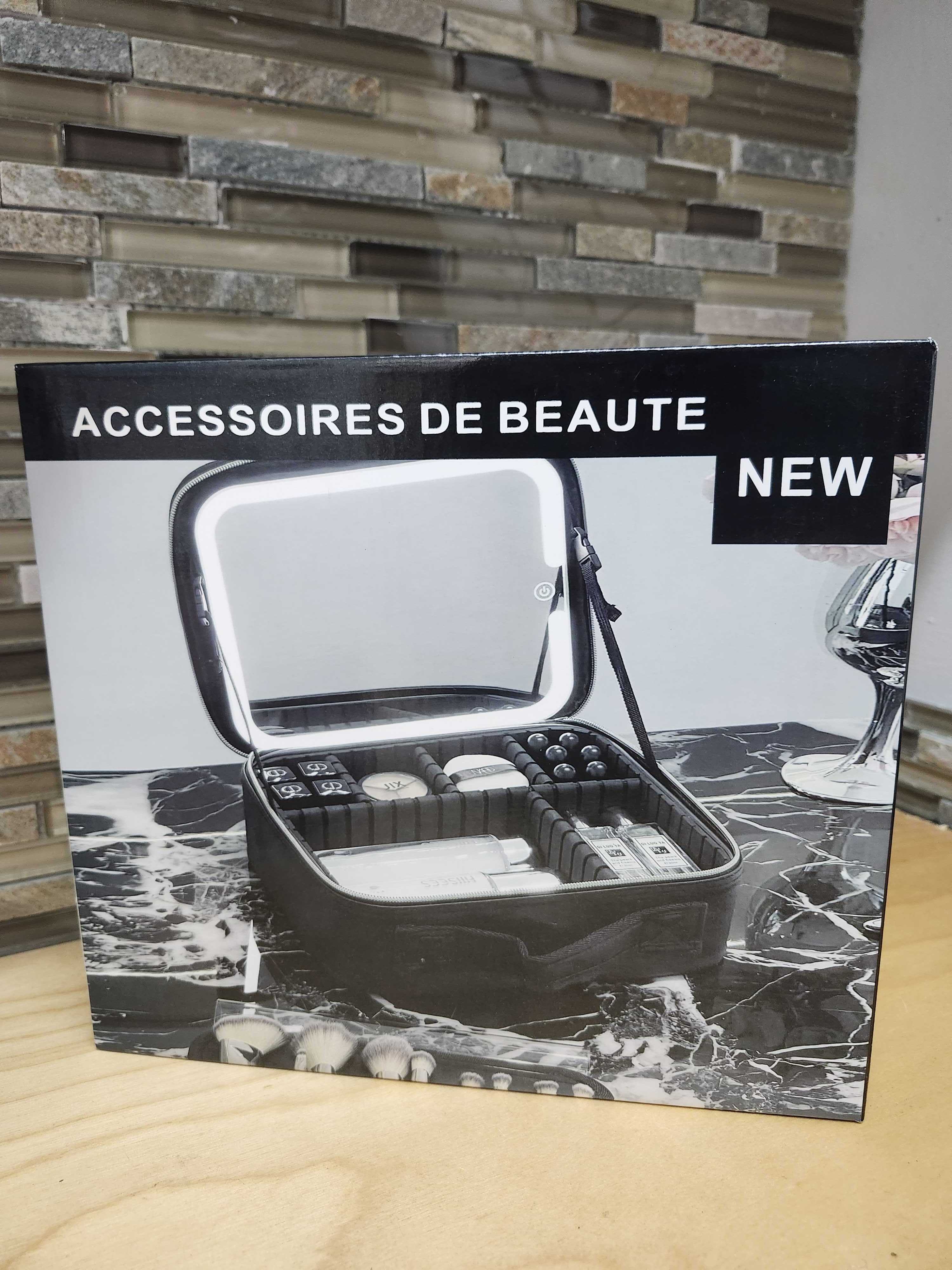 Organisateur de maquillage avec lumière