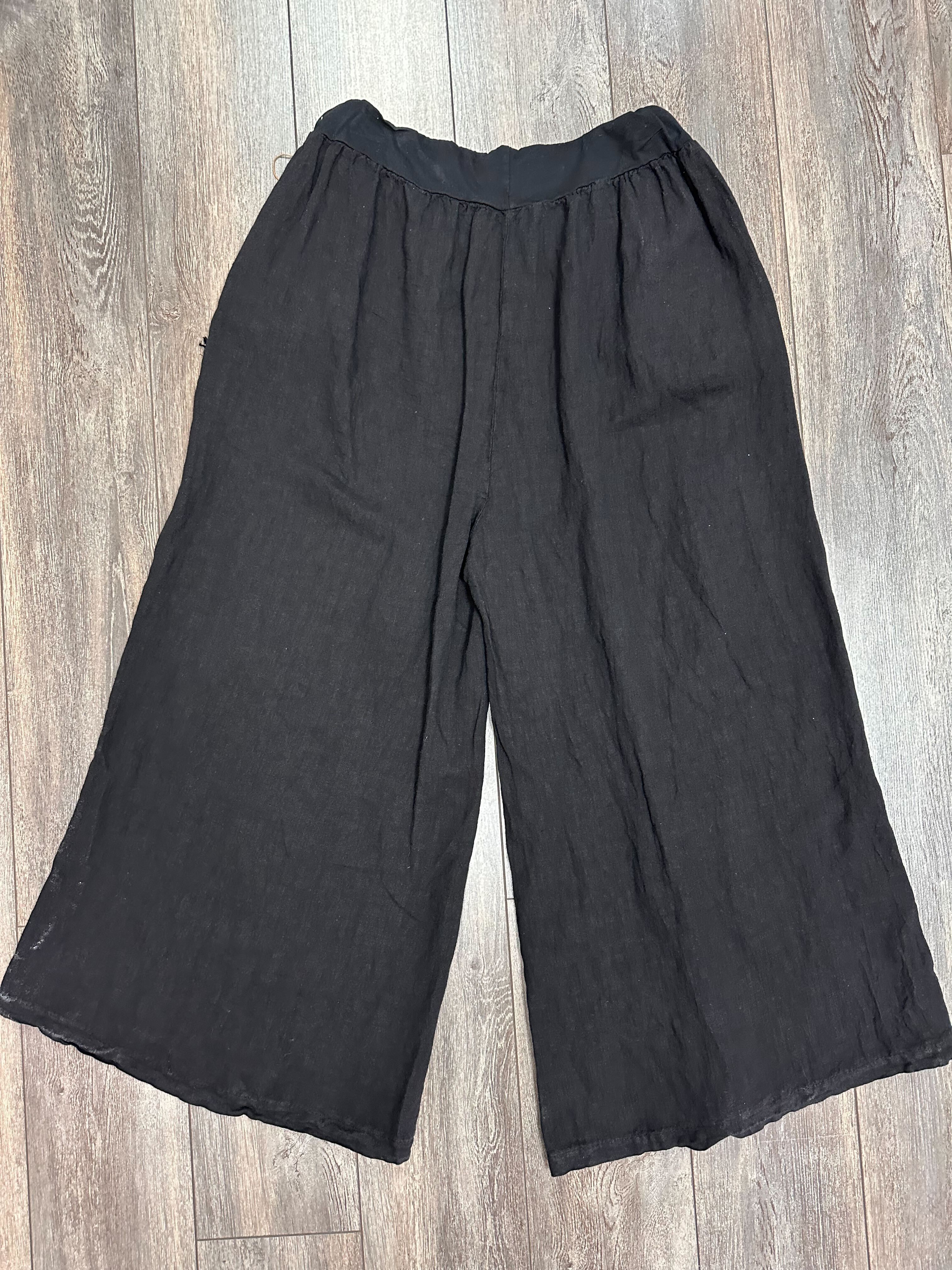 Pantalon en lin avec boutons bois décoratifs