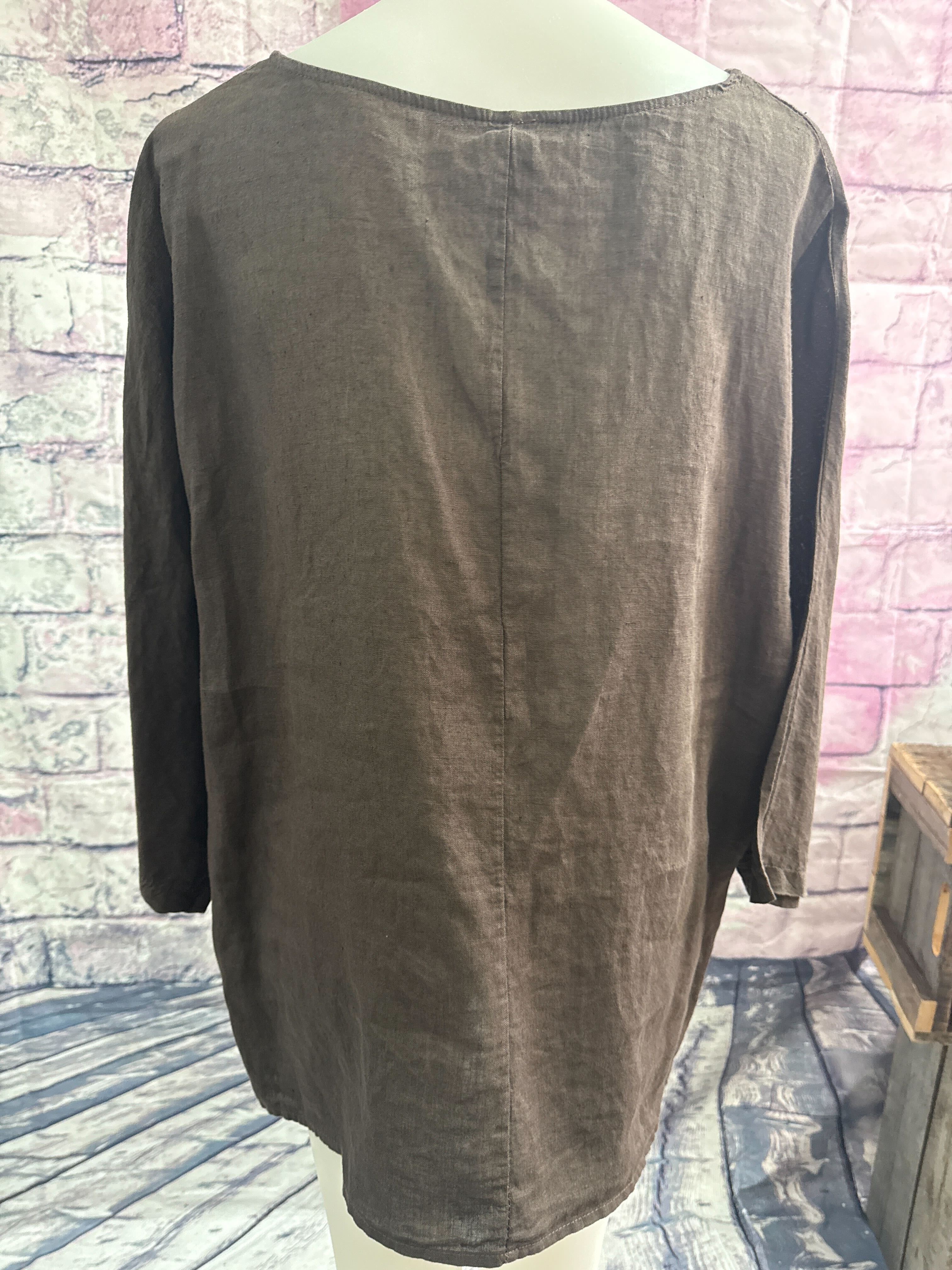 Chandail Lin (Sun Sun)