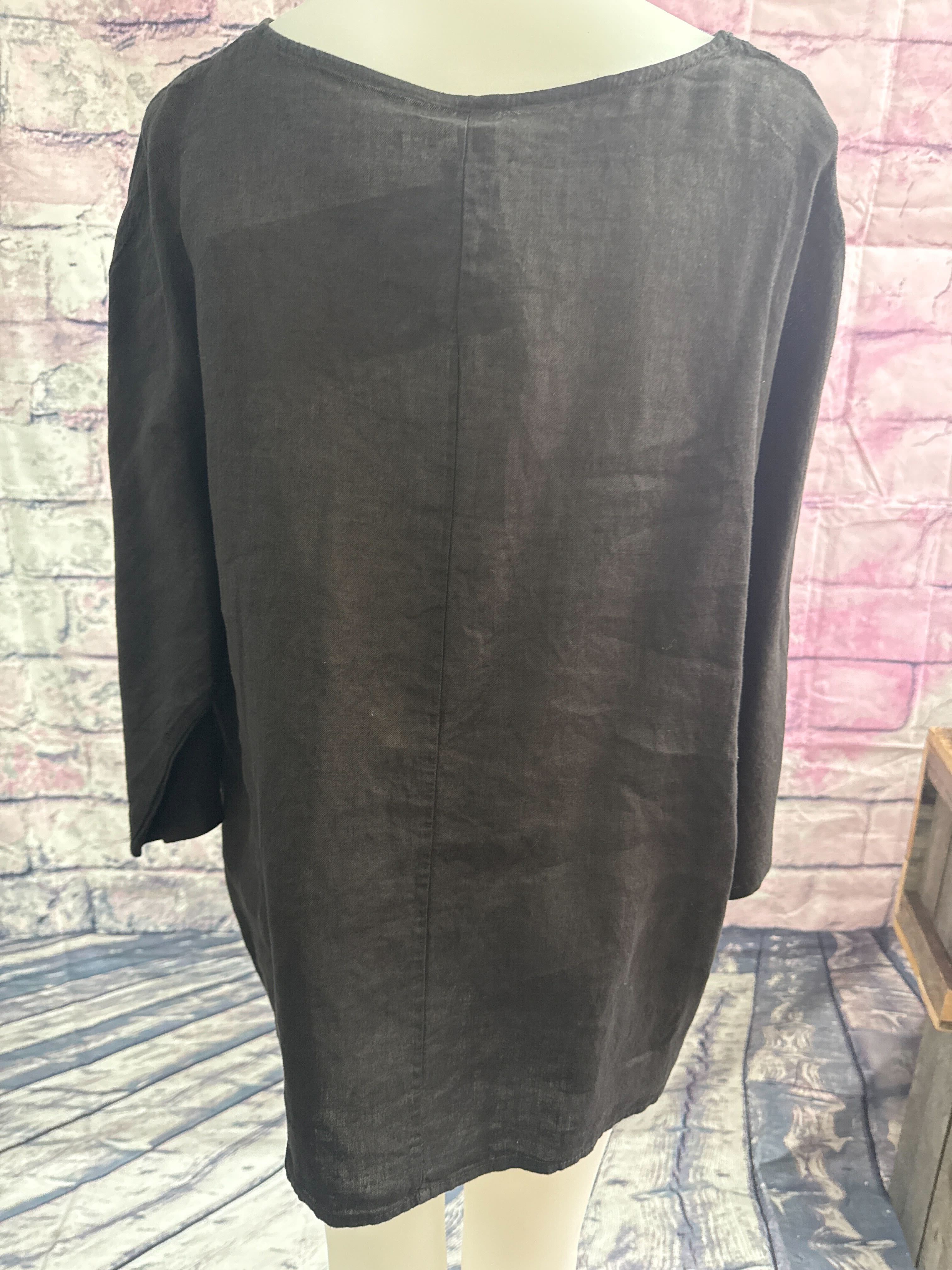 Chandail Lin (Sun Sun)