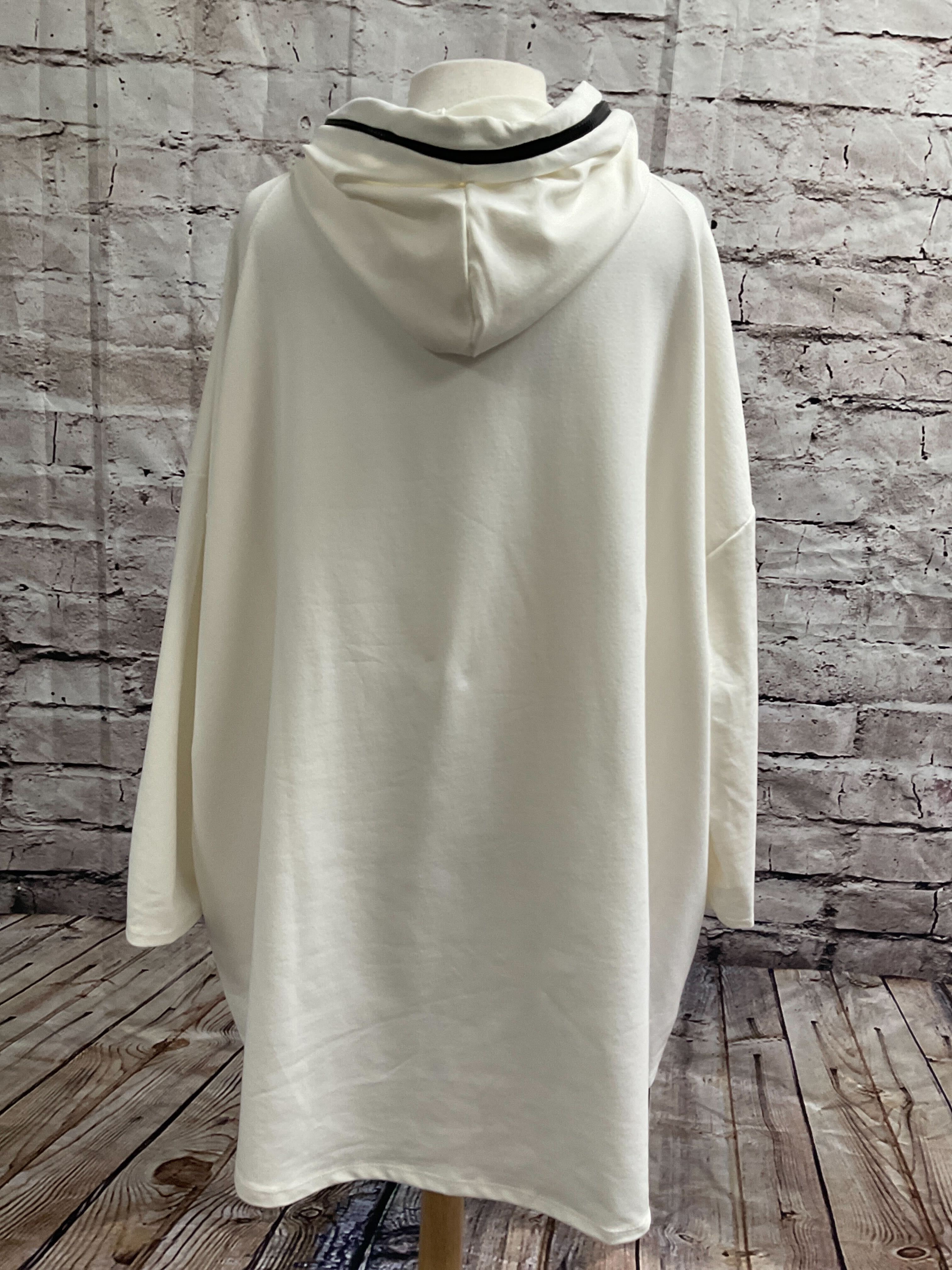 Nouveauté chandail à capuchon automne/hiver 2024-2025- BOUTIQUE SYLBELLE