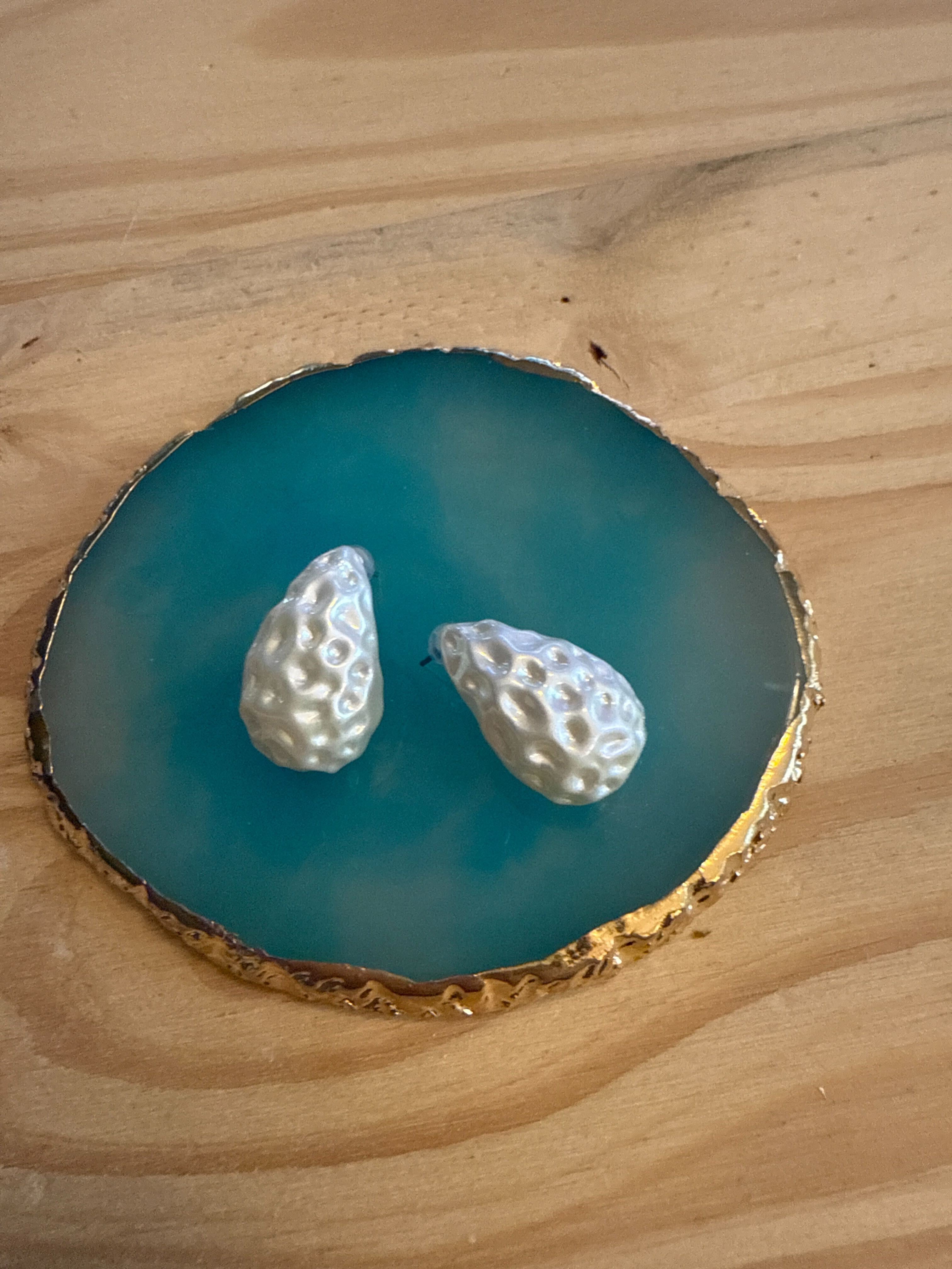 Boucle d'oreille en forme de goutte