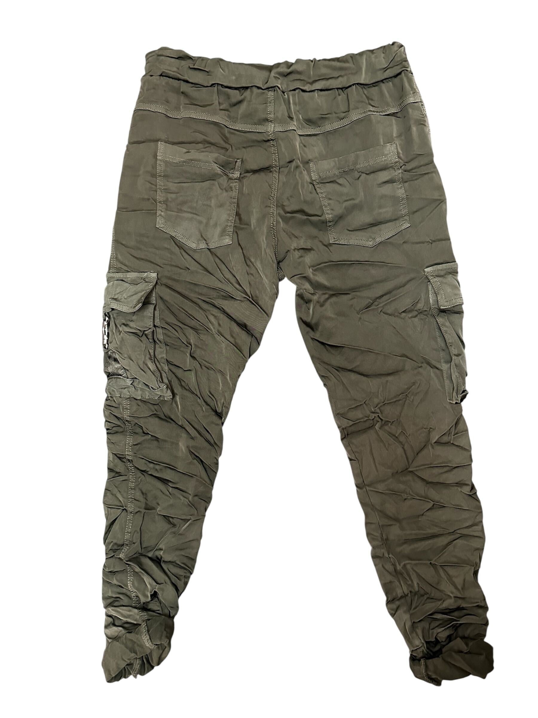 Pantalon satiné style cargo