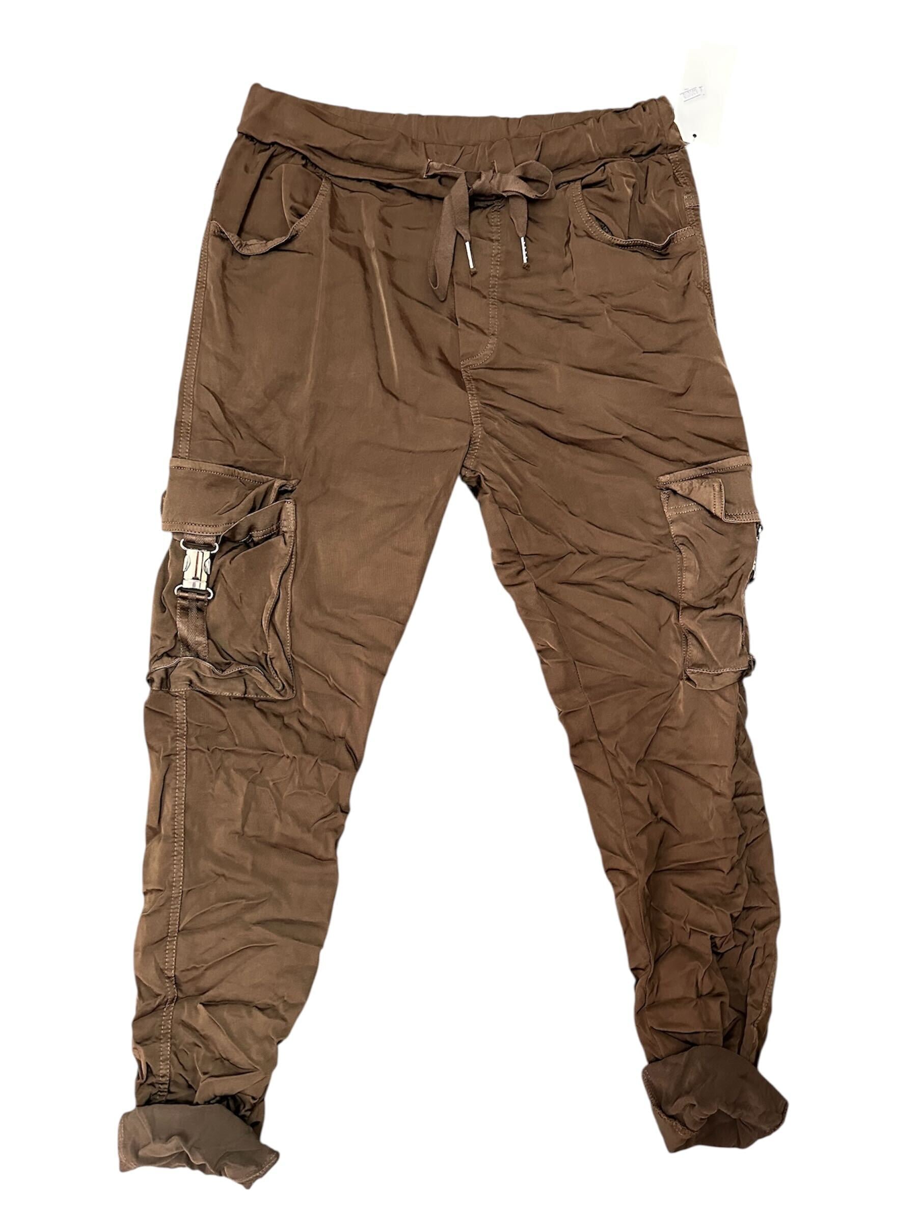 Pantalon satiné style cargo