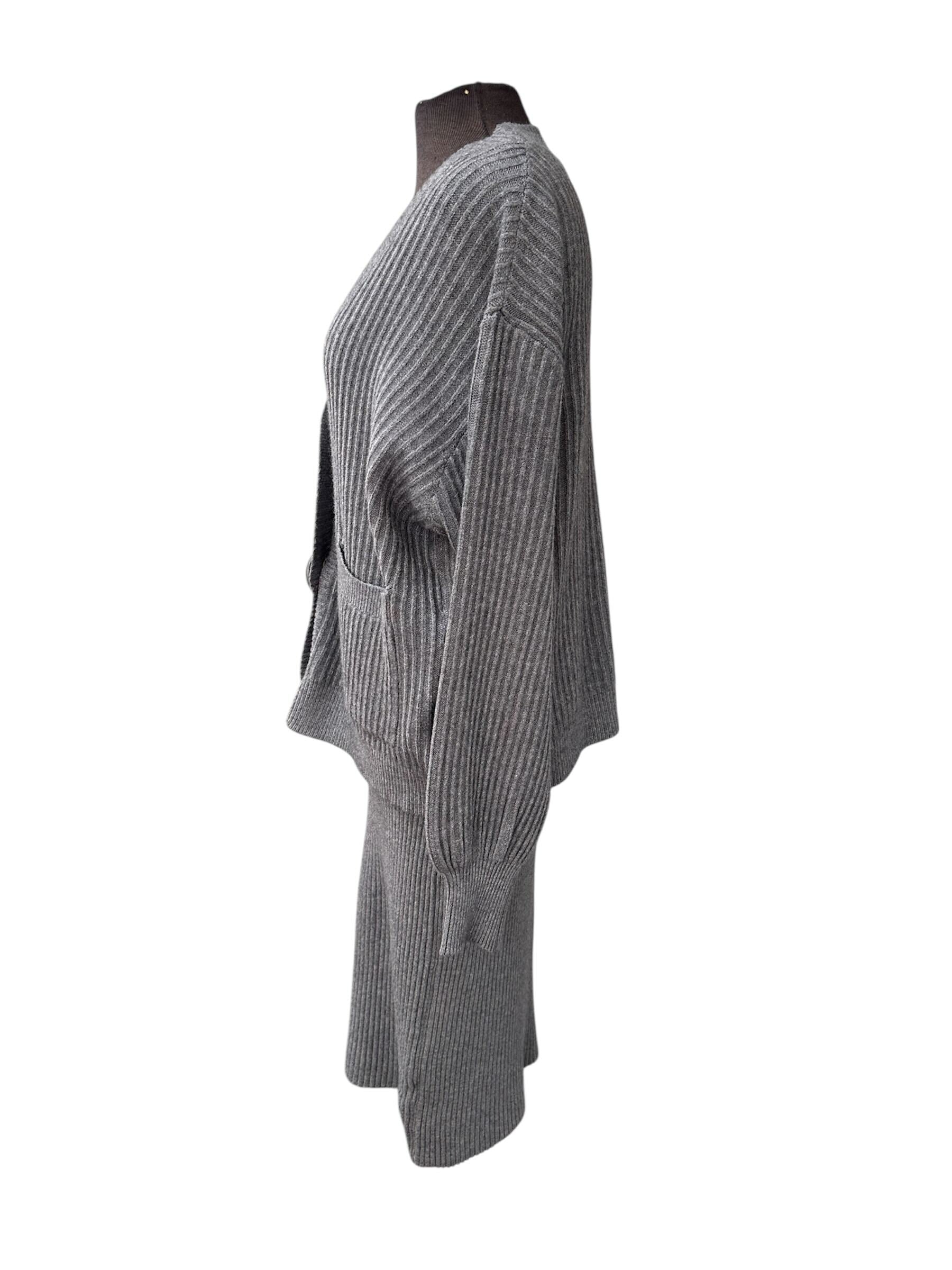 Ensemble robe et cardigan