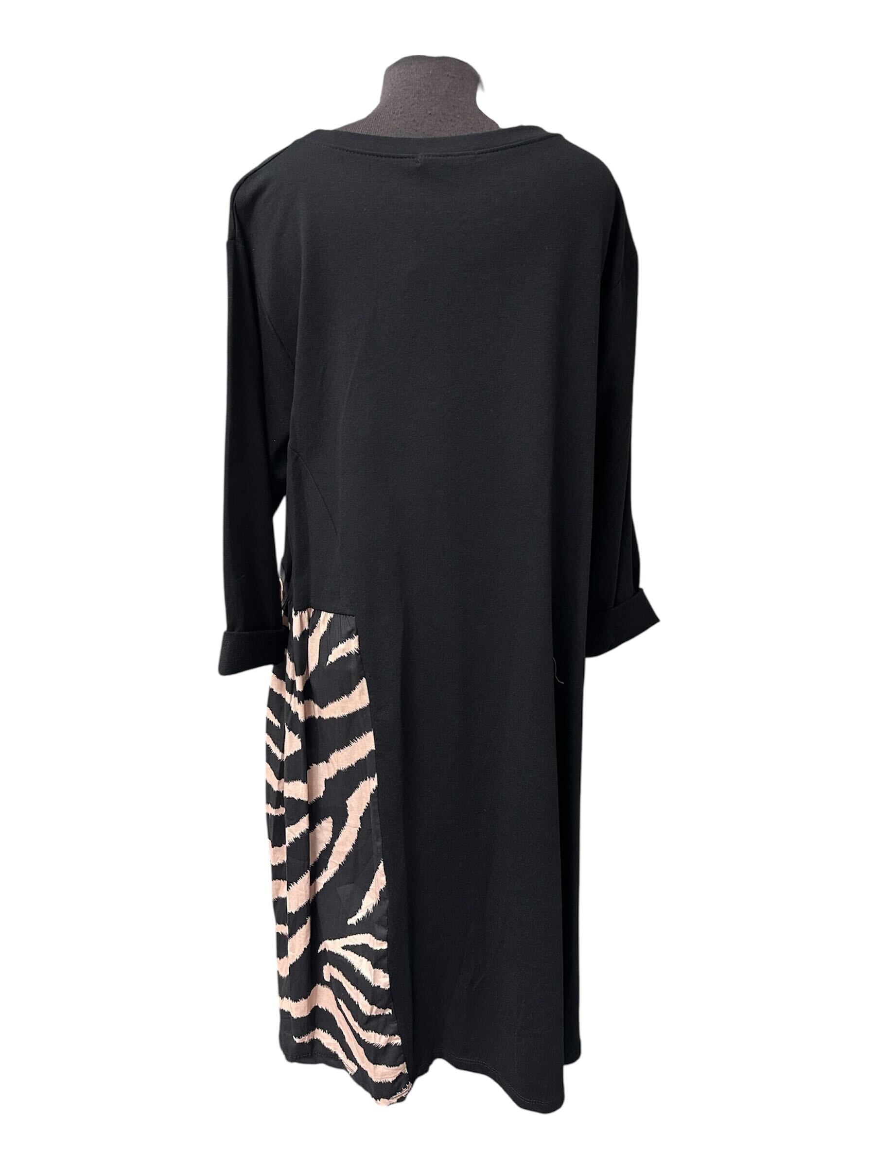 Robe noir avec motif zébré