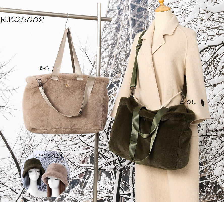 Sacoche en fausse fourrure