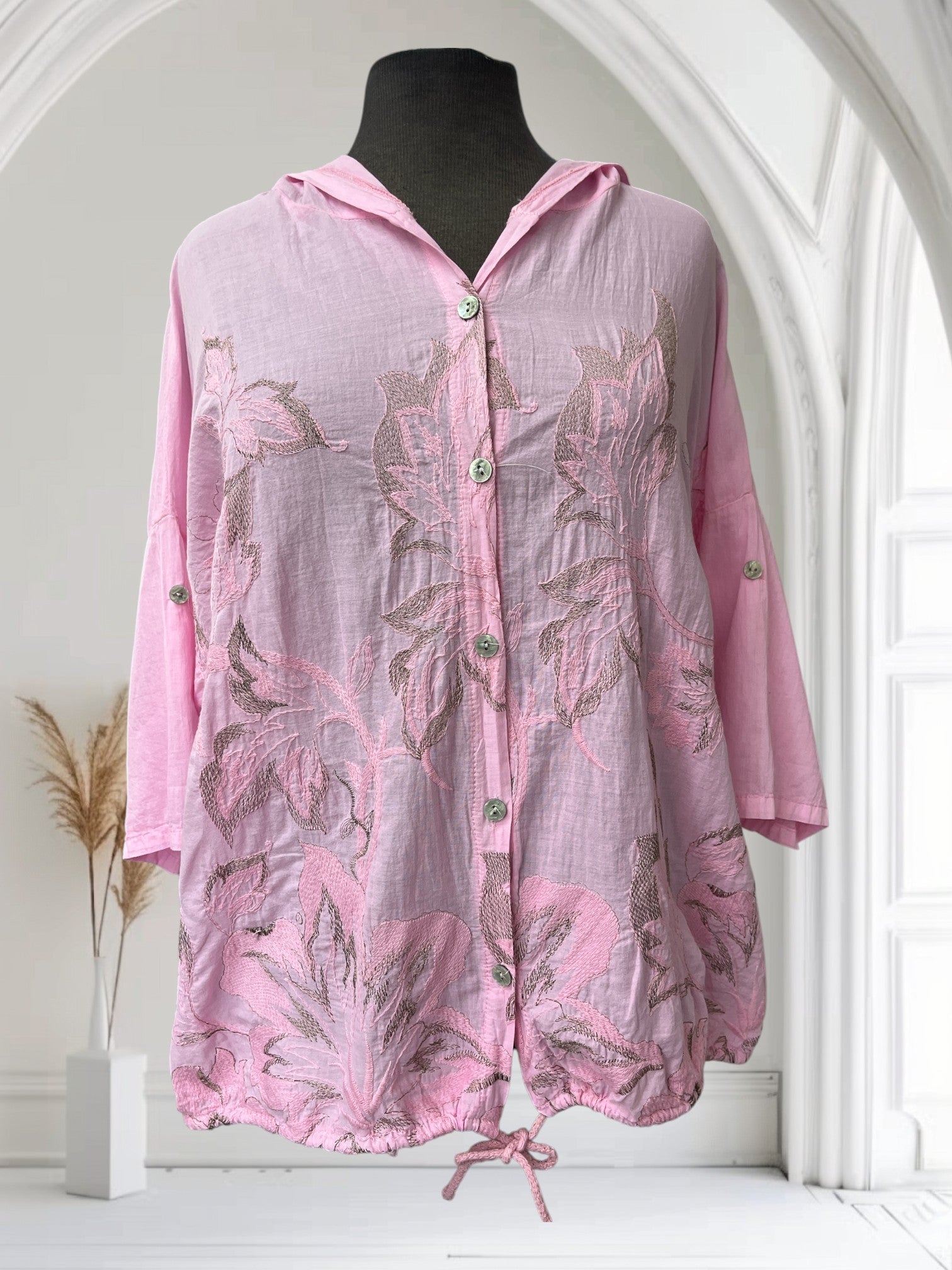 Blouse avec capuchon