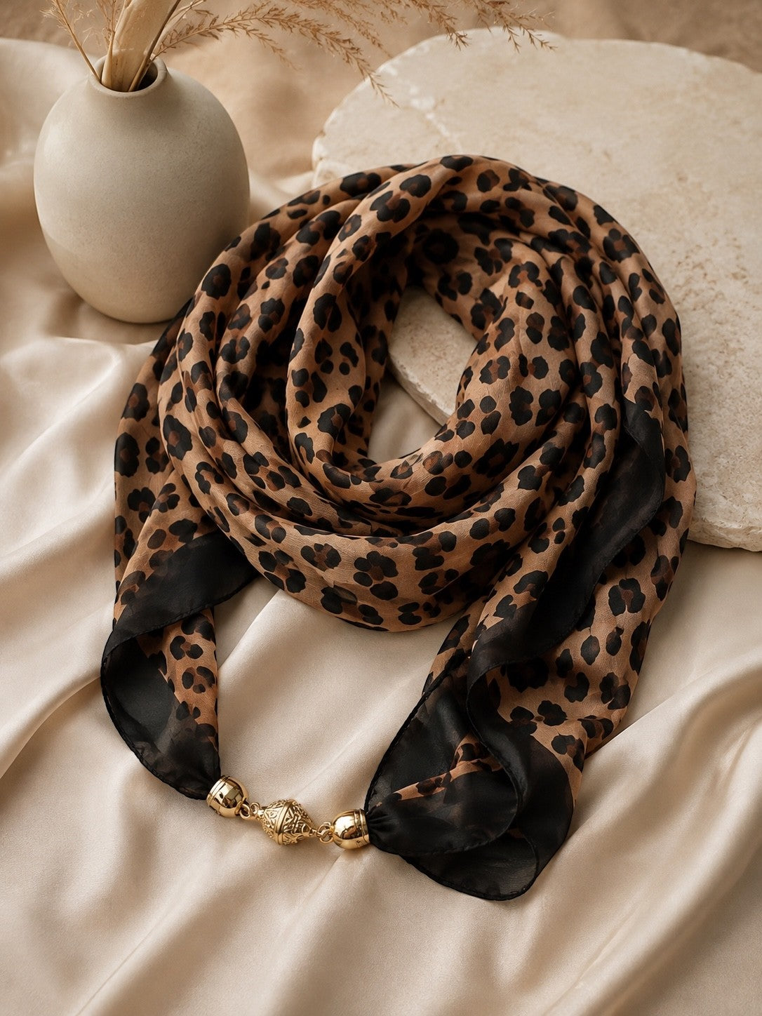 Foulard aimanté (tacheté)