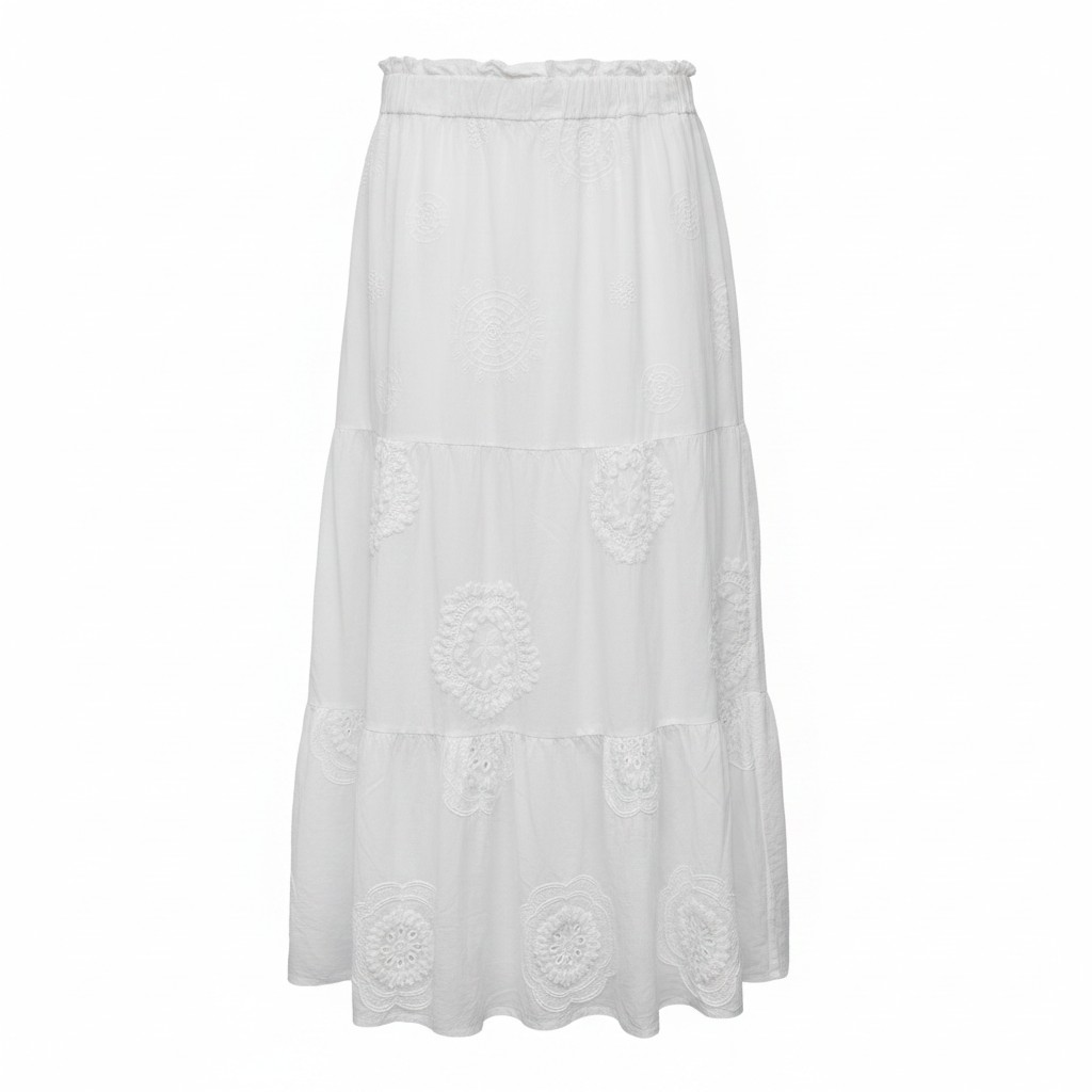 Jupe blanche (avec broderie)