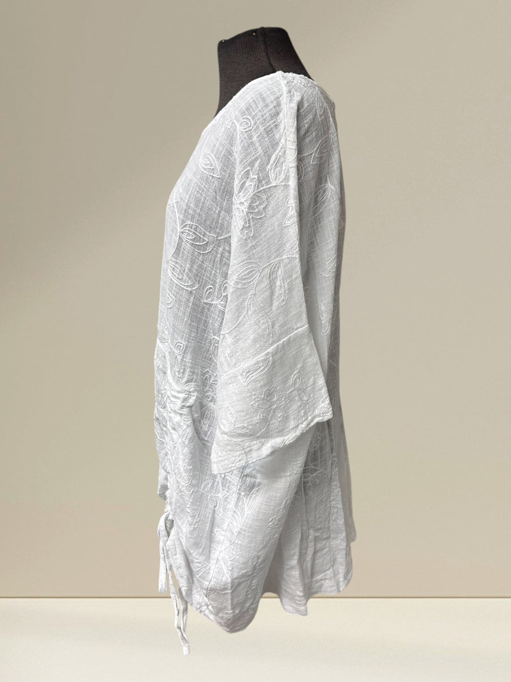 Blouse (fleurs brodées, cordon ajustable)