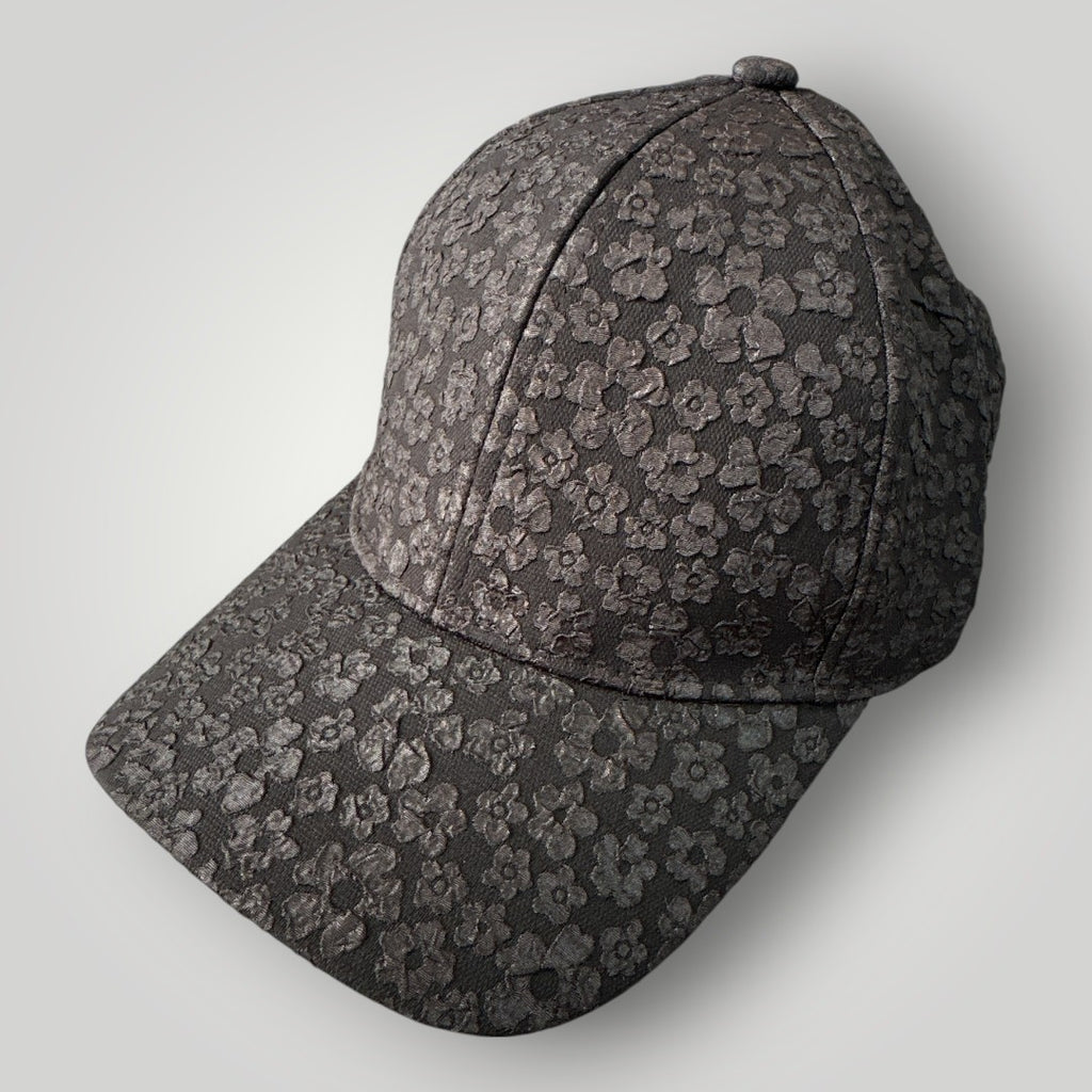 Casquette petites fleurs