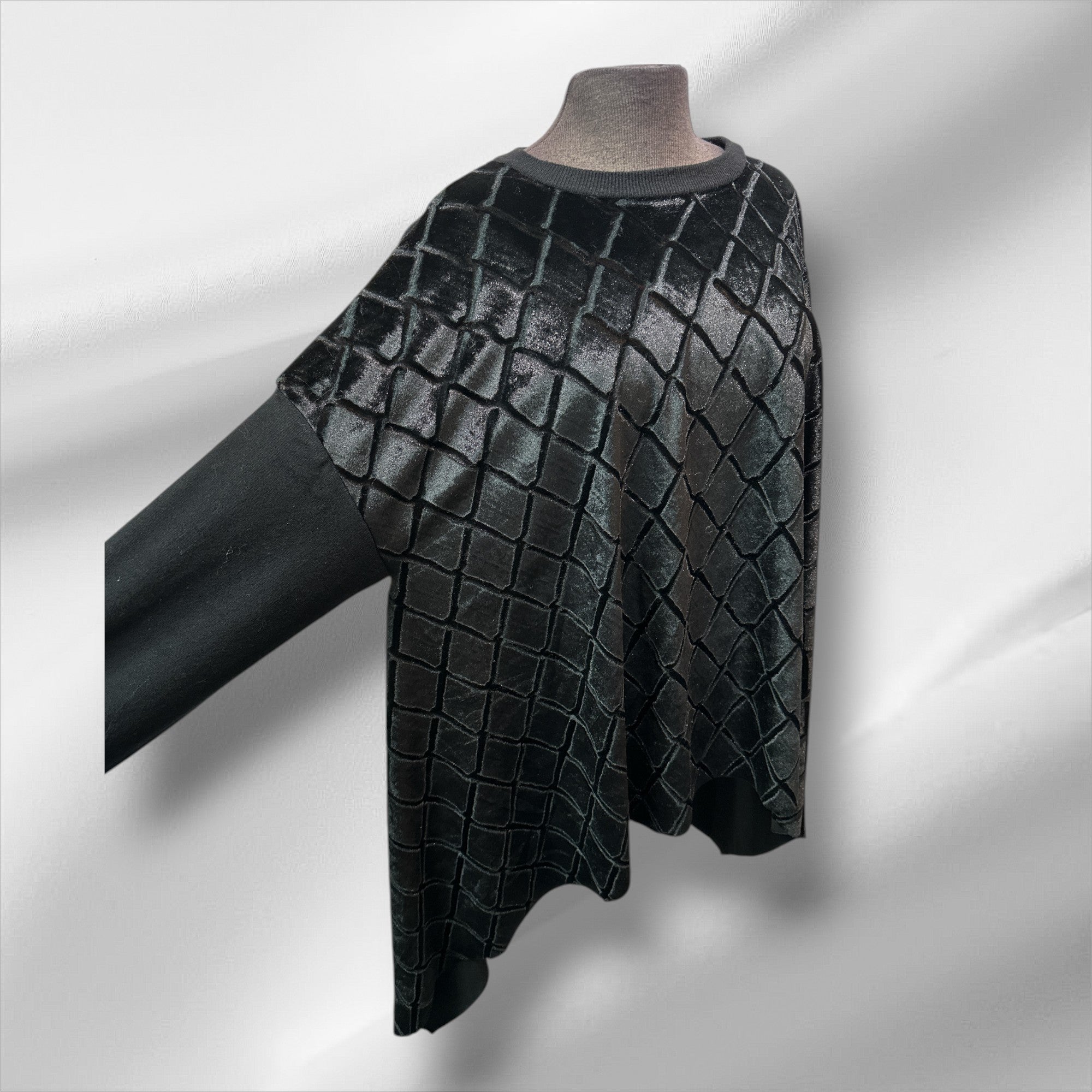 Chandail avec motif en velour