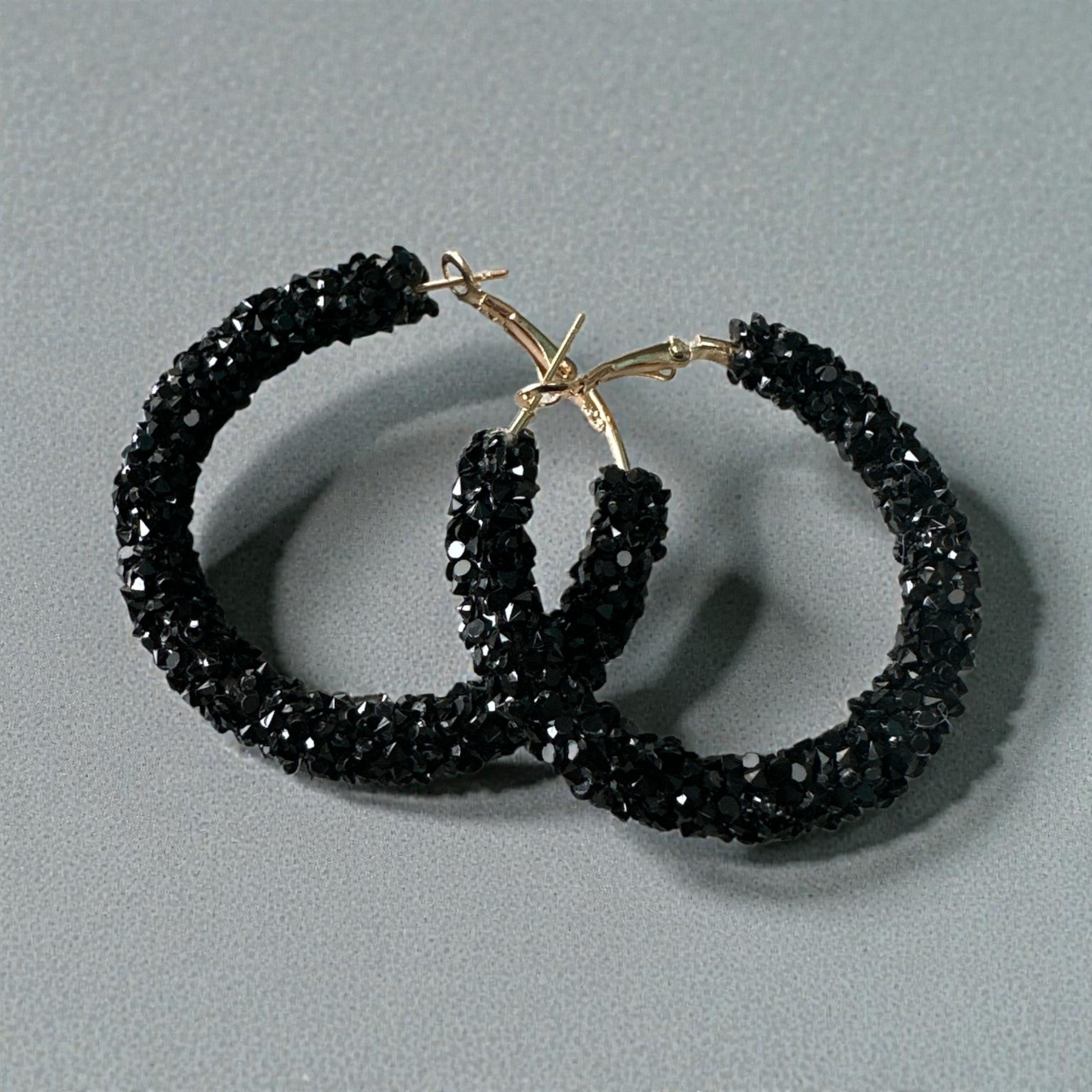 Boucle d'oreille (anneaux brillantes)