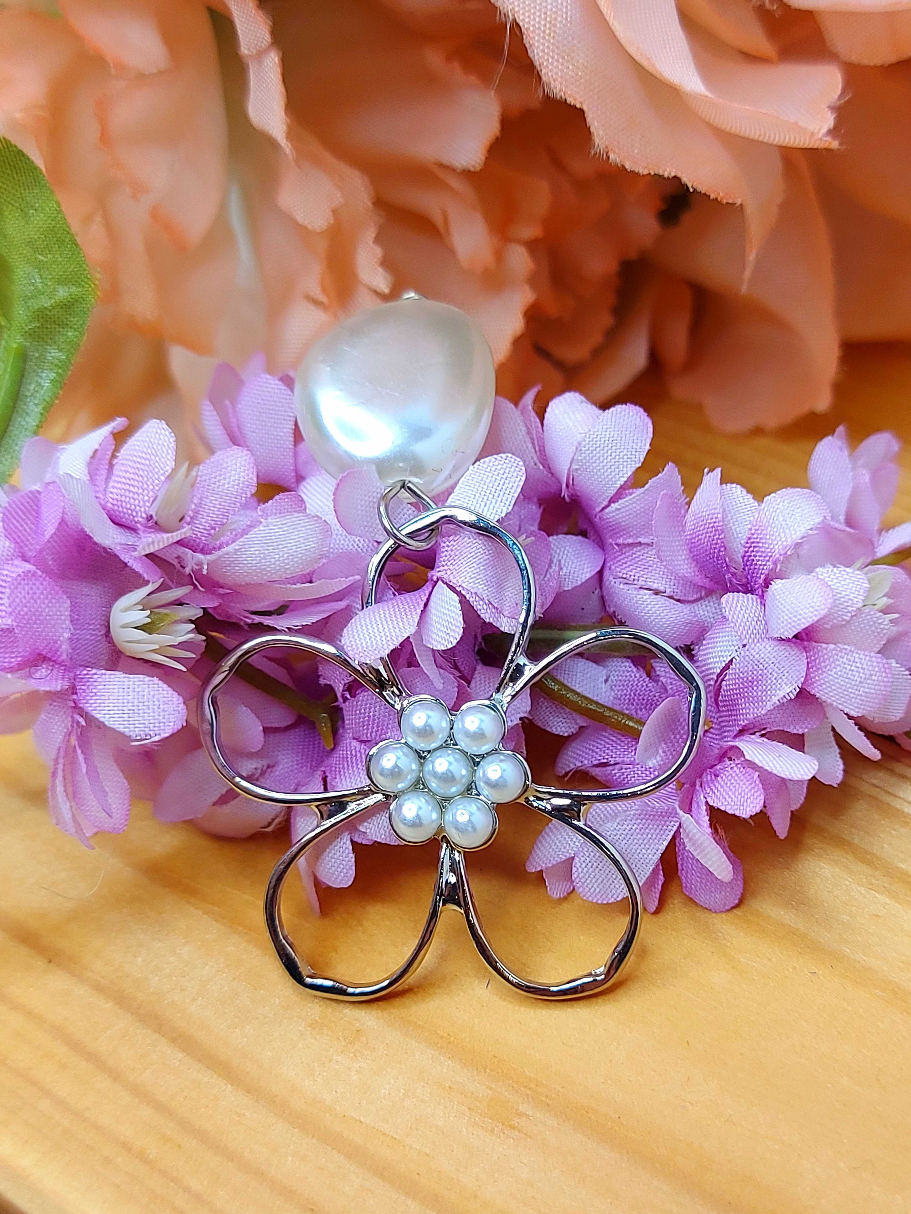 Boucle d'oreille