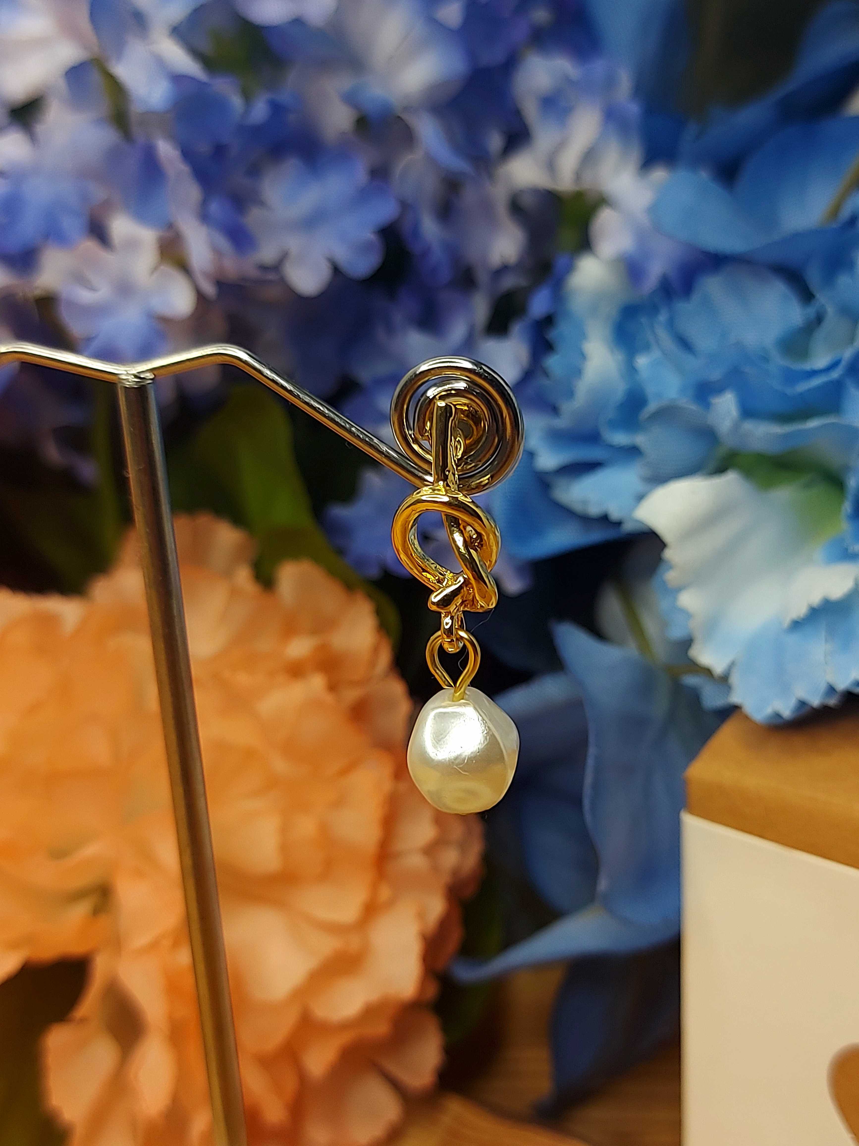 Boucle d'oreille