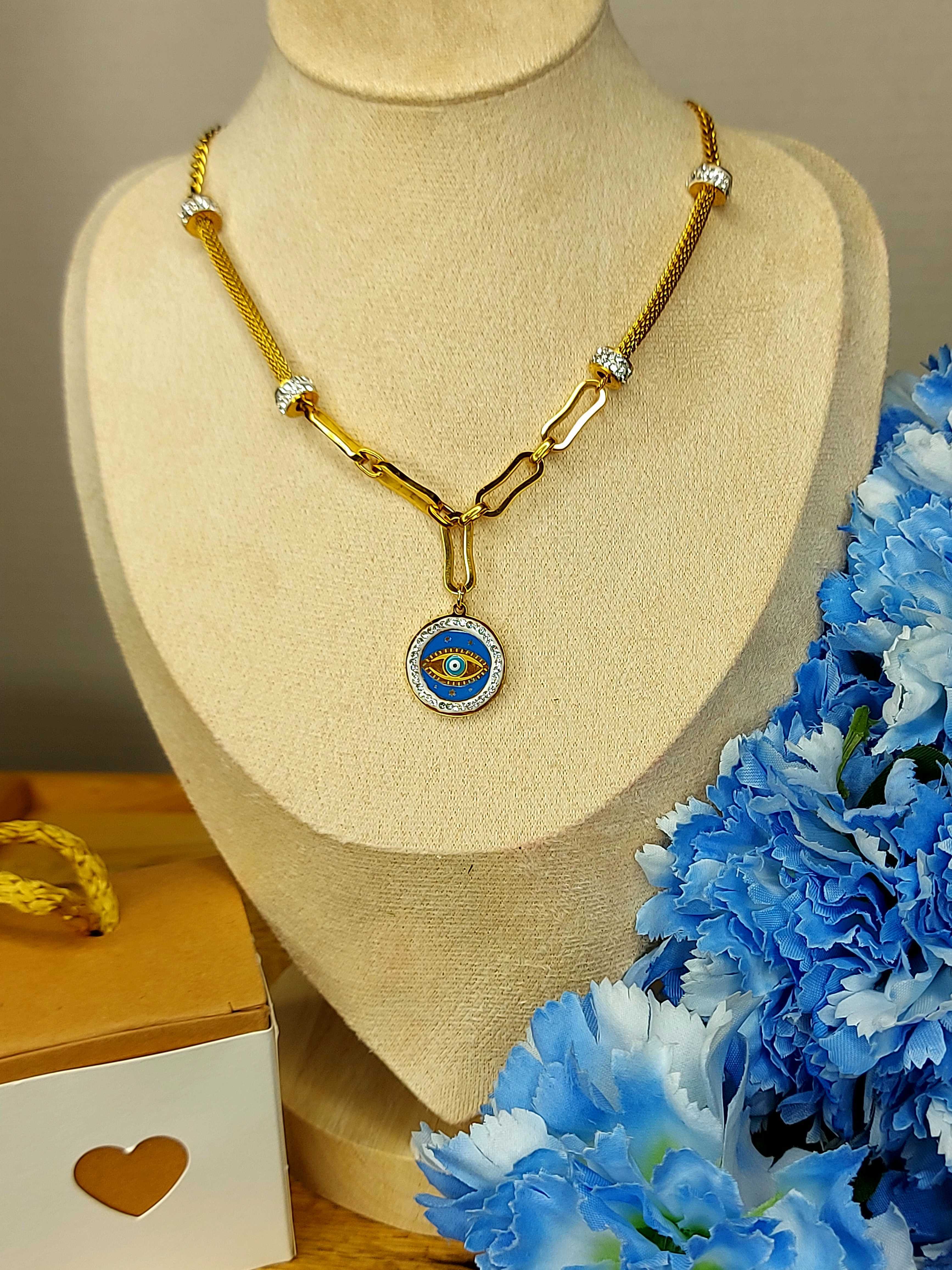 Collier