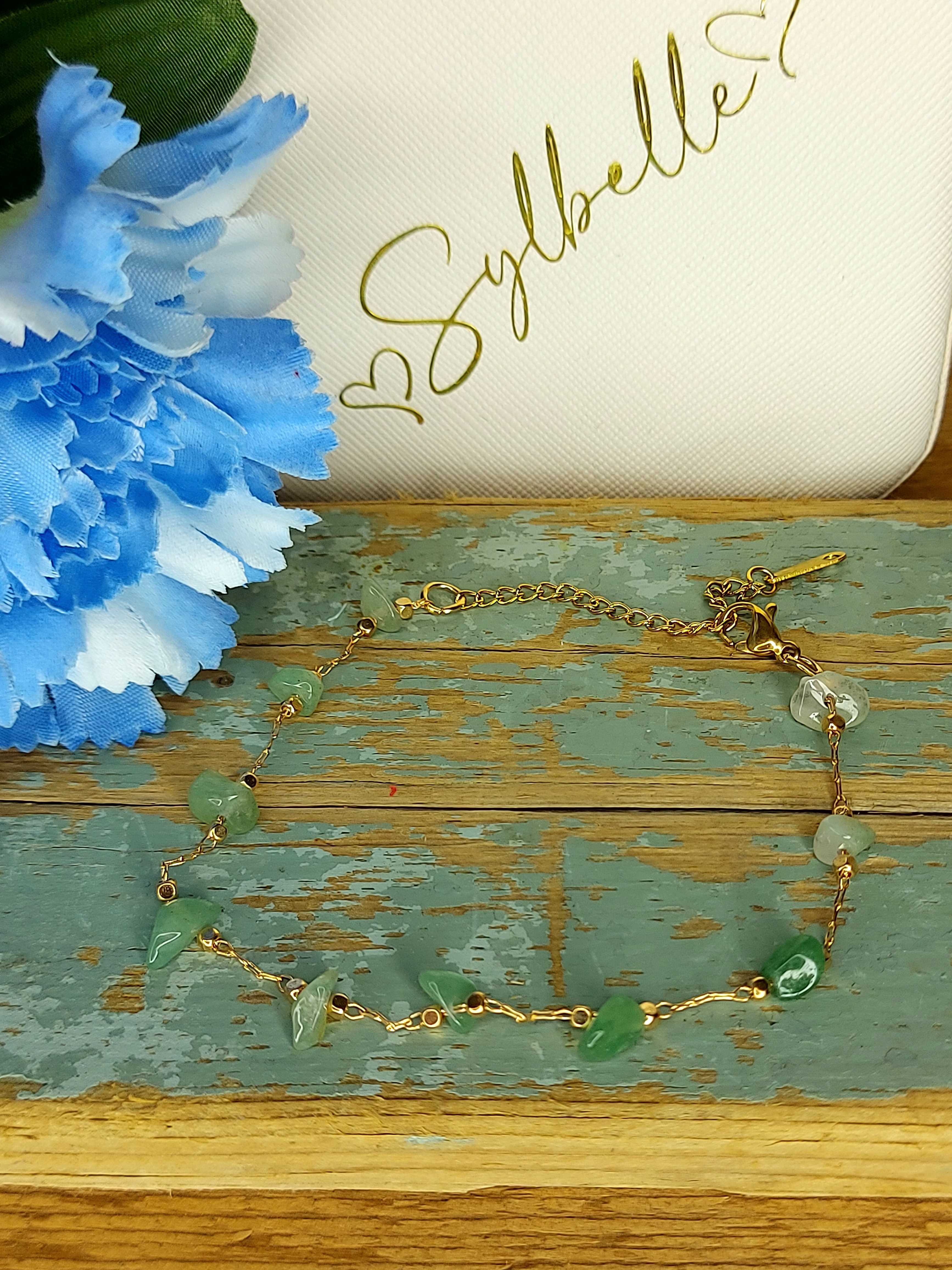 Bracelet avec pierre verte