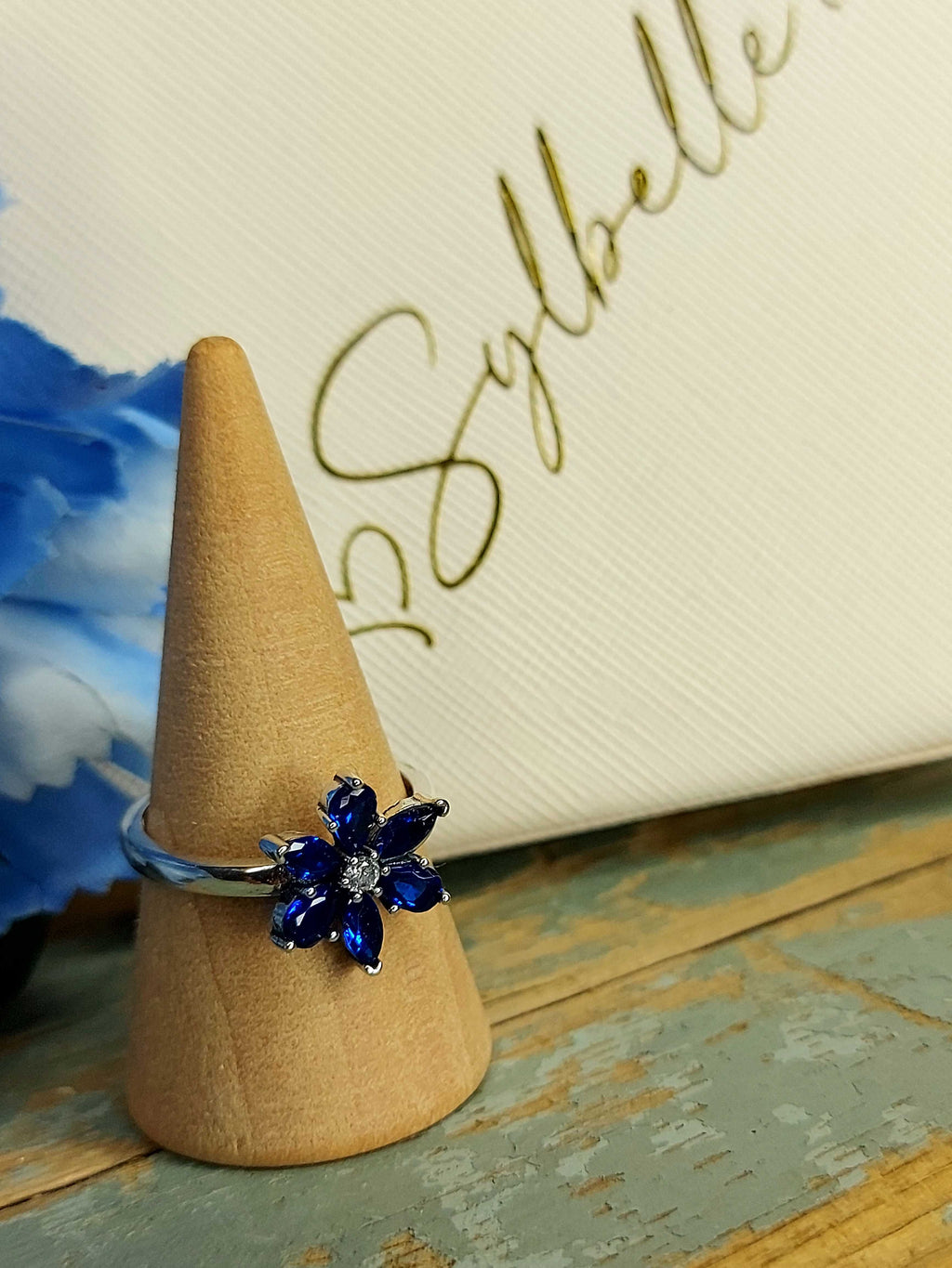 Bague avec fleur
