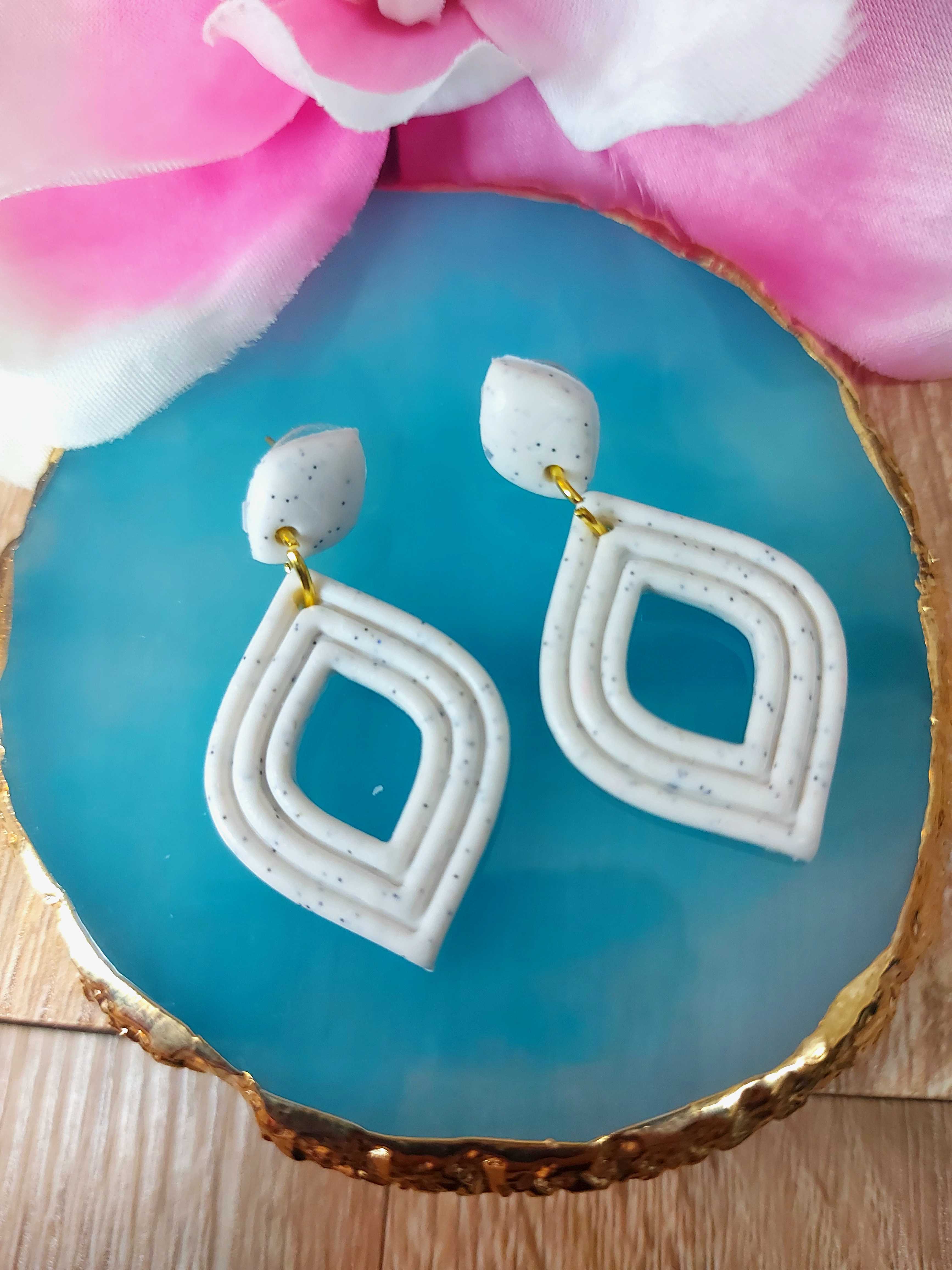 Boucle d'oreille