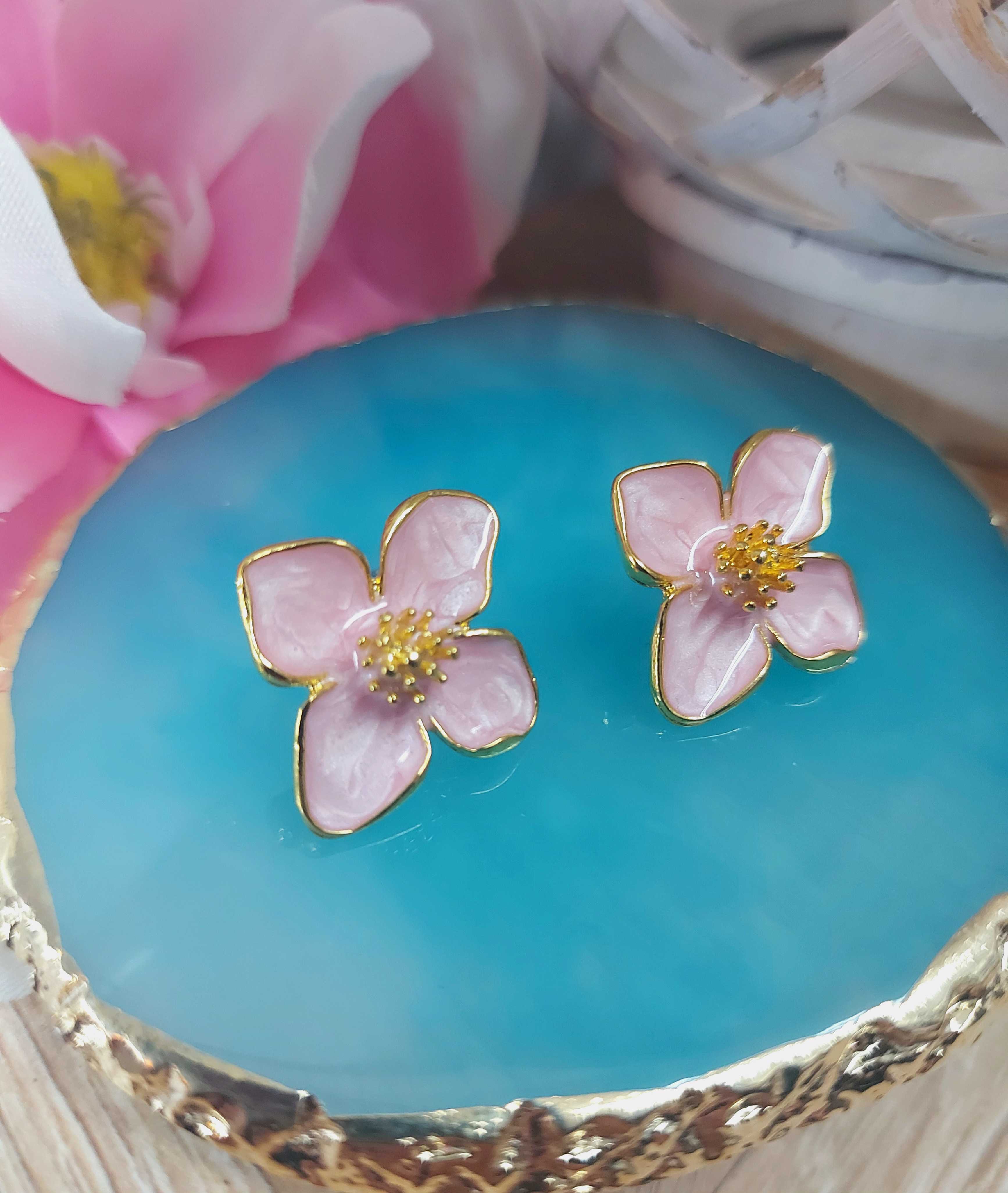 Boucle d'oreille