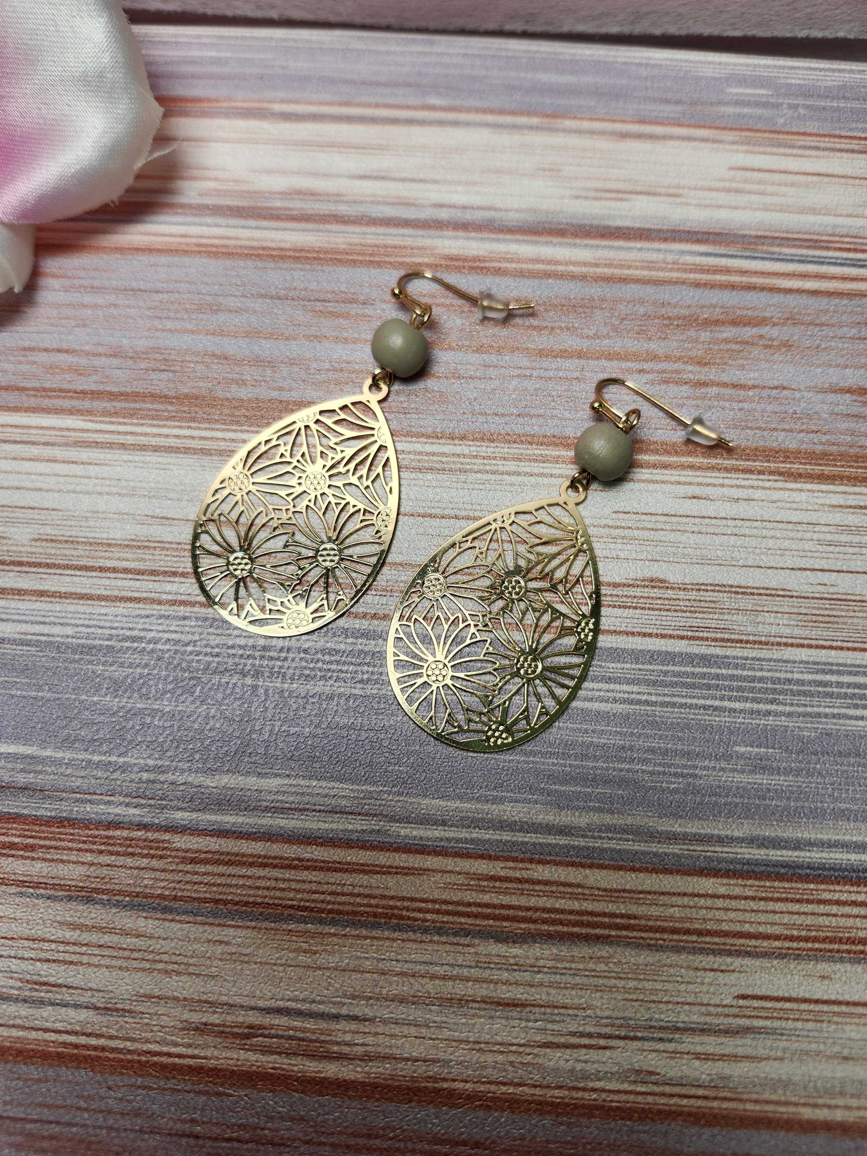 Boucle d'oreille