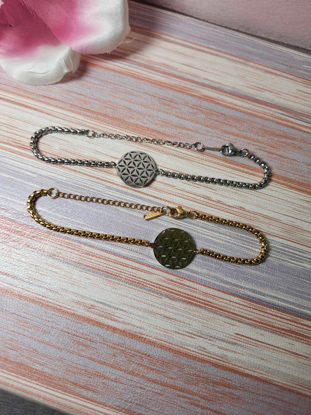 Bracelet