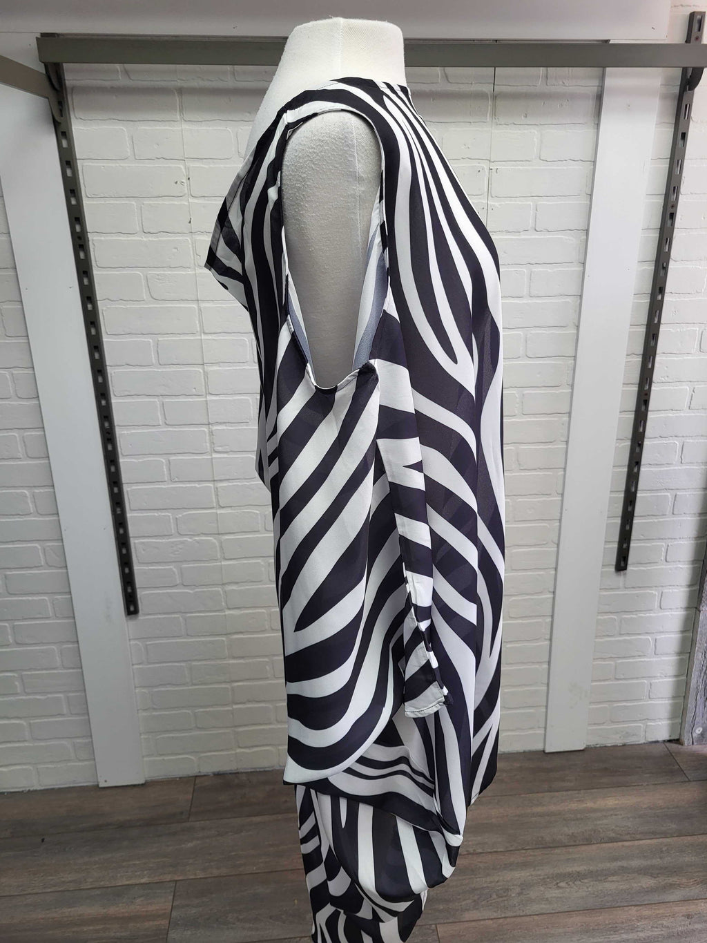 Nouveauté Robe/Paréo printemps/été 2024 - BOUTIQUE SYLBELLE