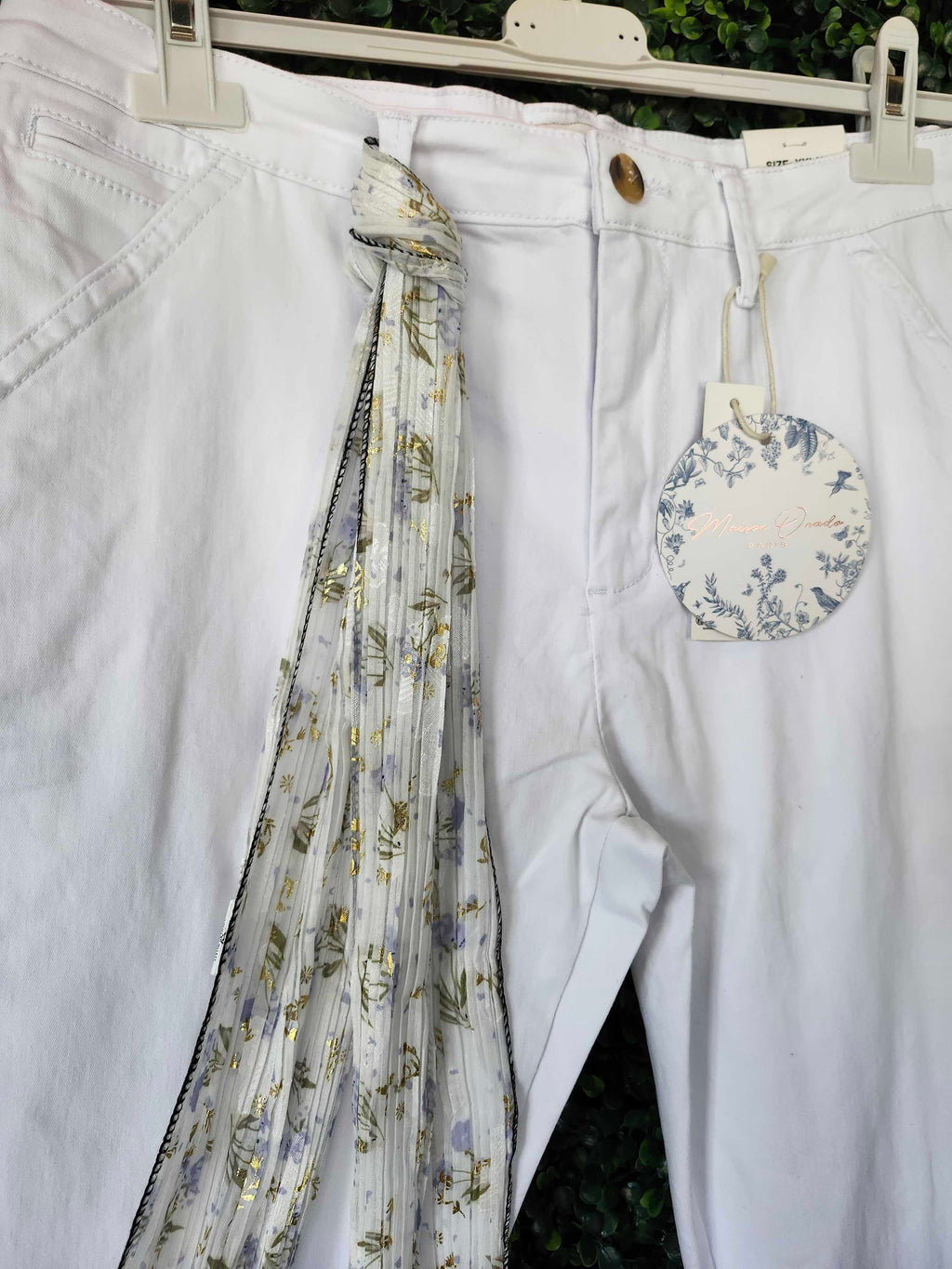 Pantalon avec Foulard