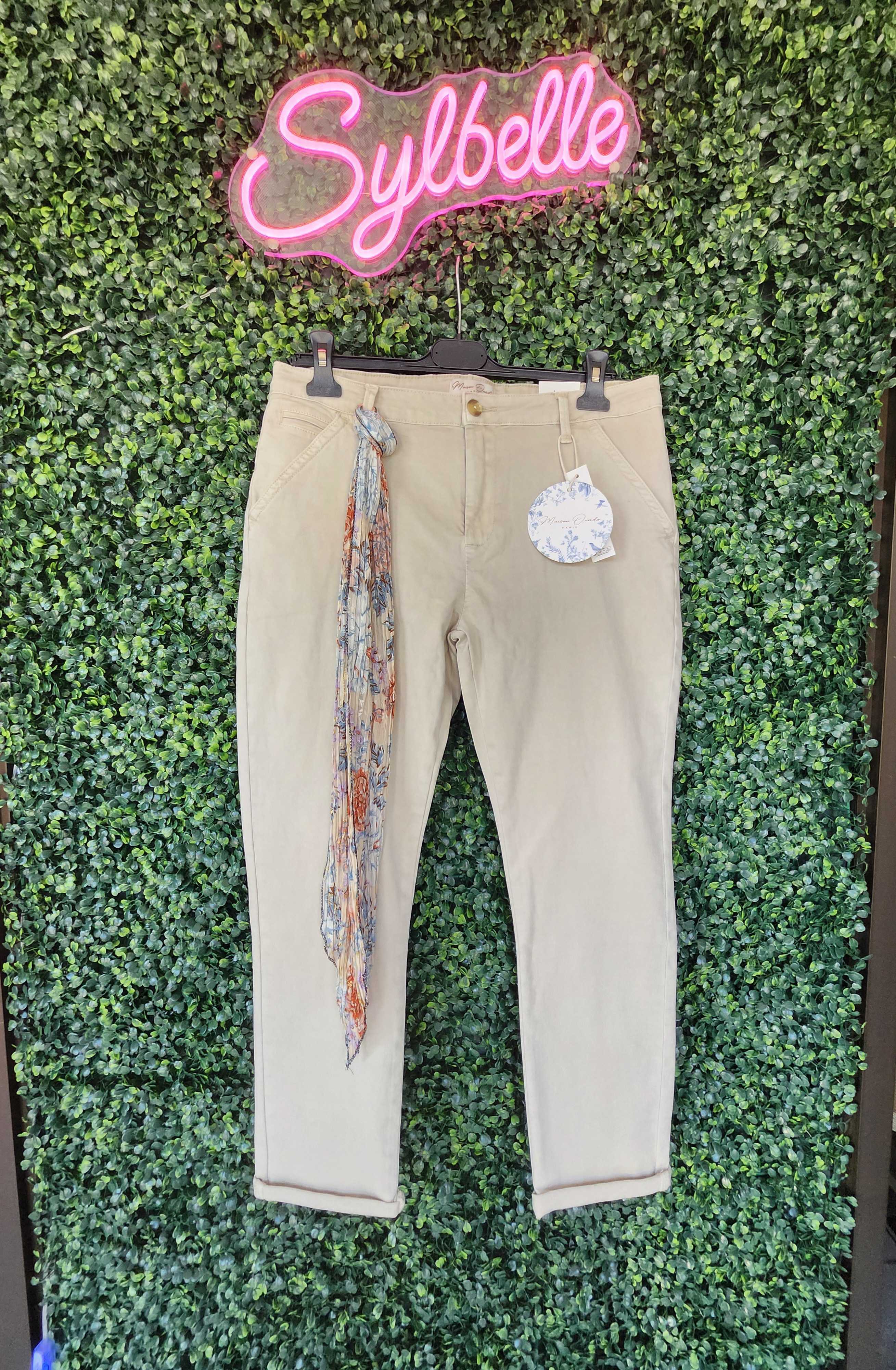 Pantalon avec Foulard