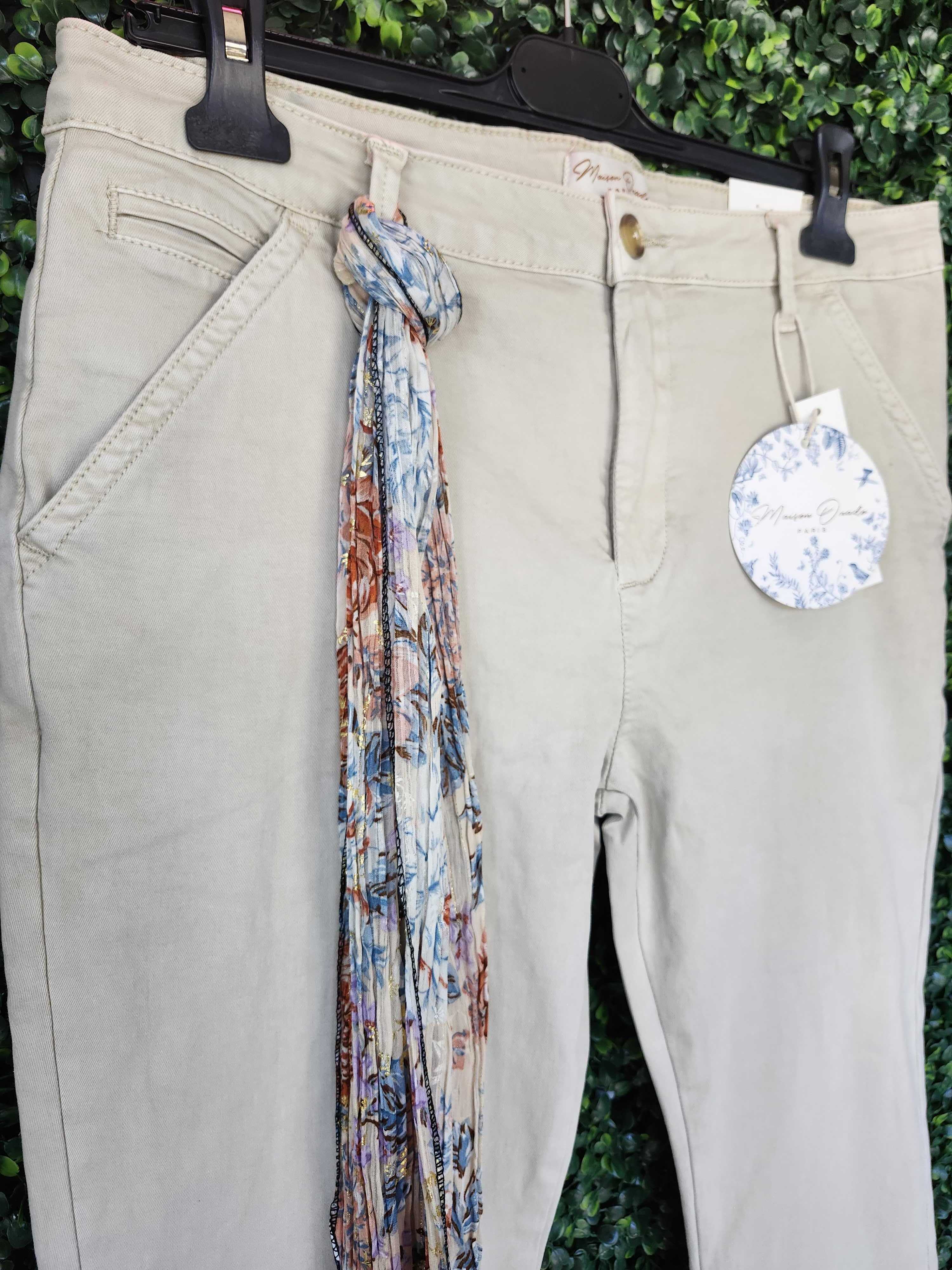 Pantalon avec Foulard