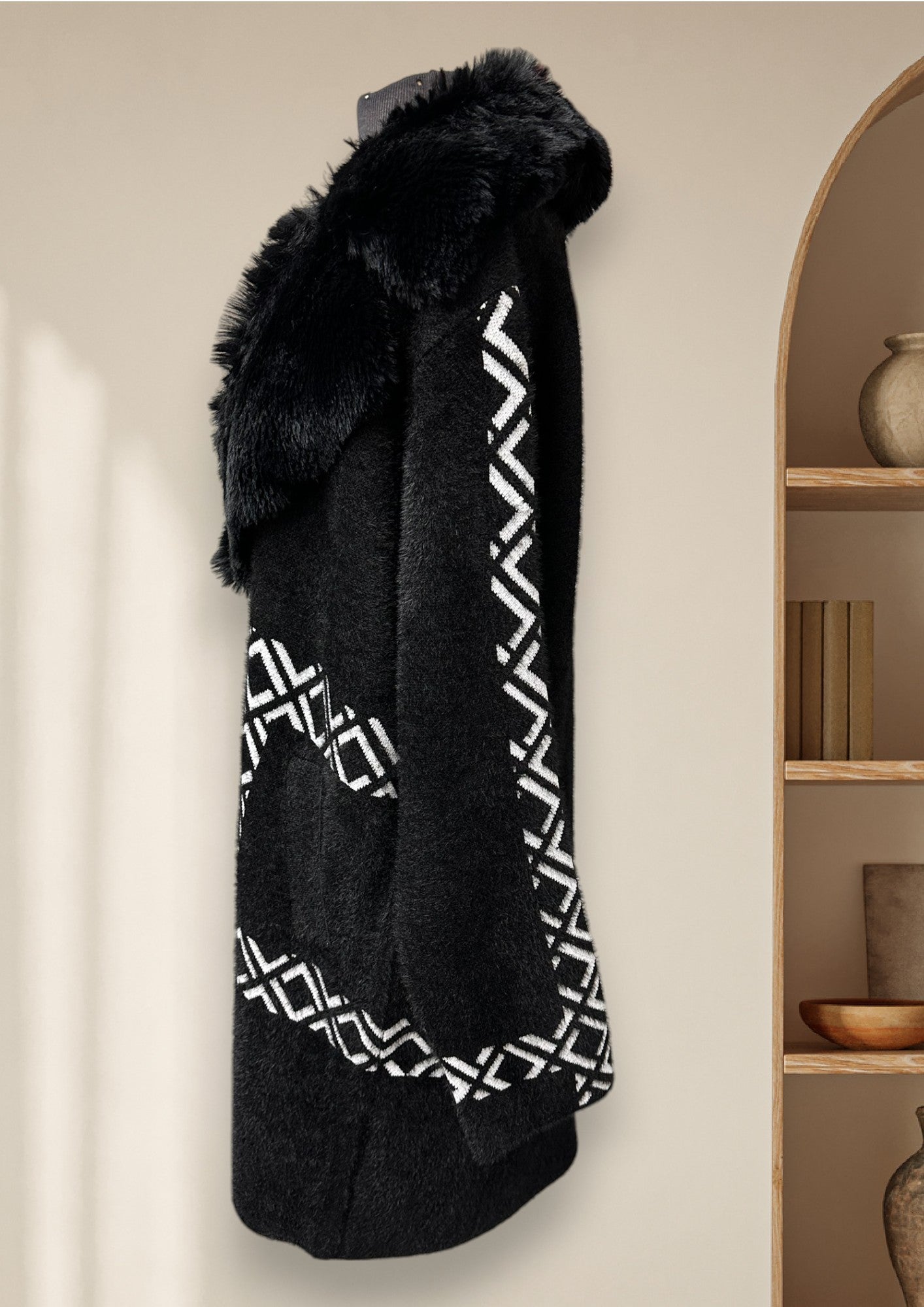 Manteau long avec collet de fourrure