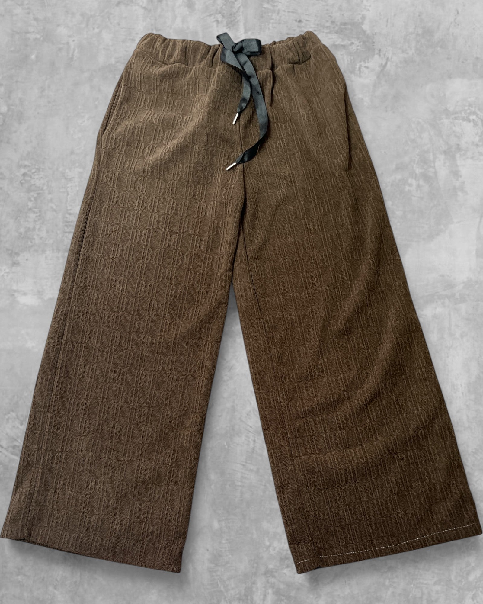 Pantalon avec relief