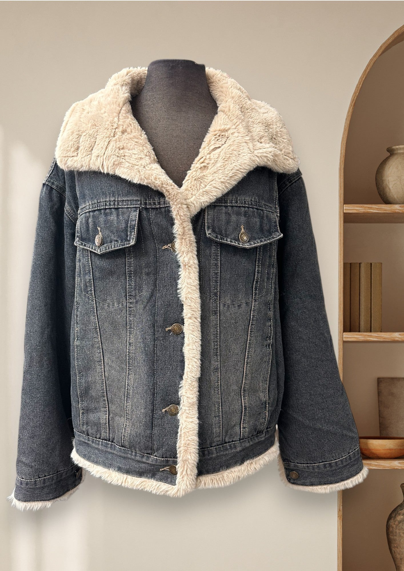 Manteau de jeans (avec fausse fourrure à l'intérieur)
