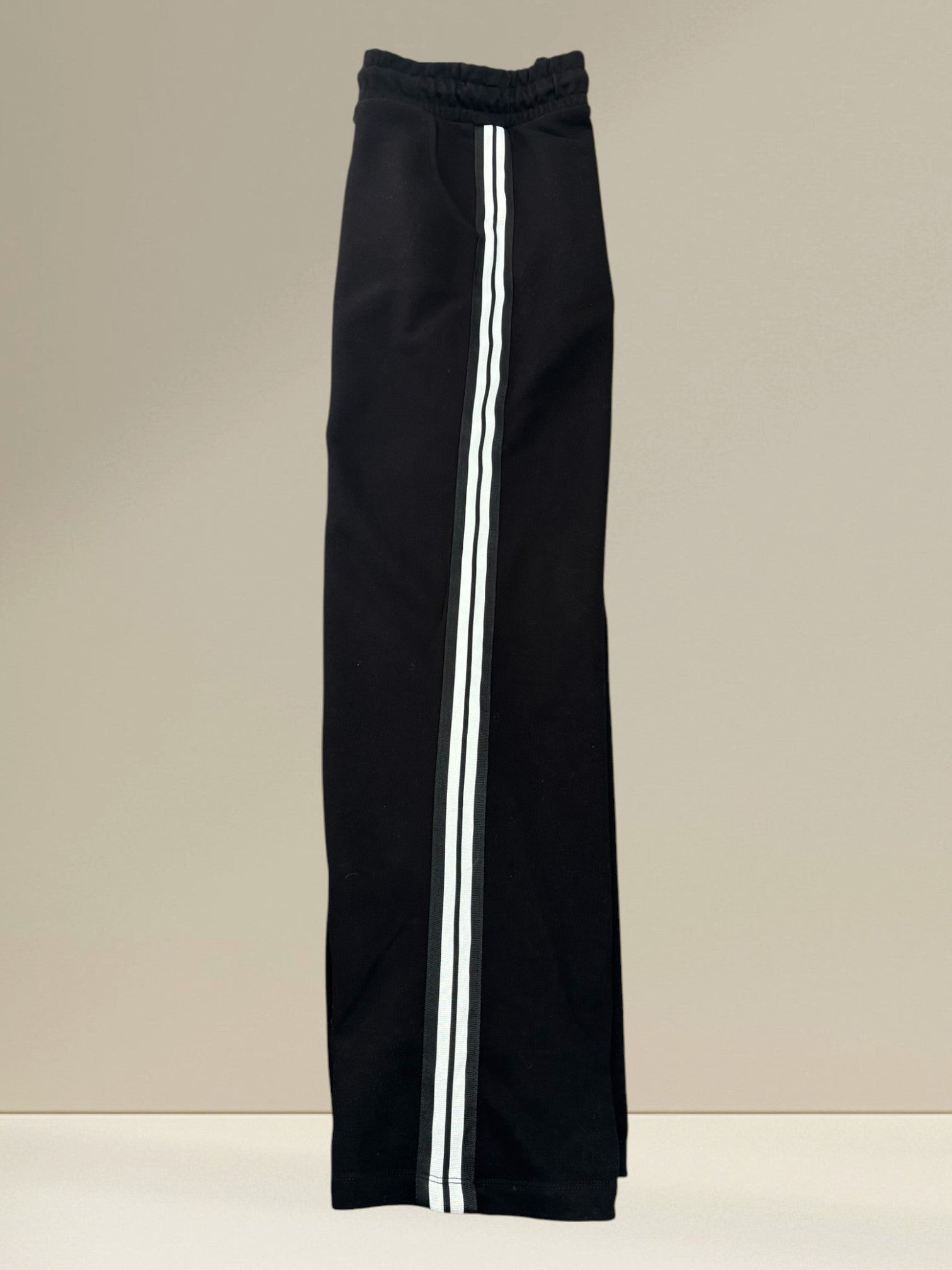 Pantalon (bande sur les côtés)