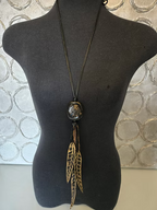 Collier en résine