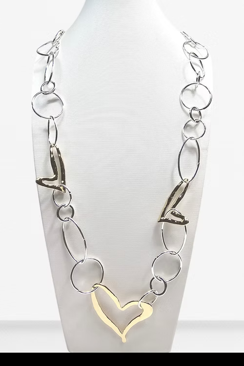 Collier en chaîne (gros anneaux et coeur)