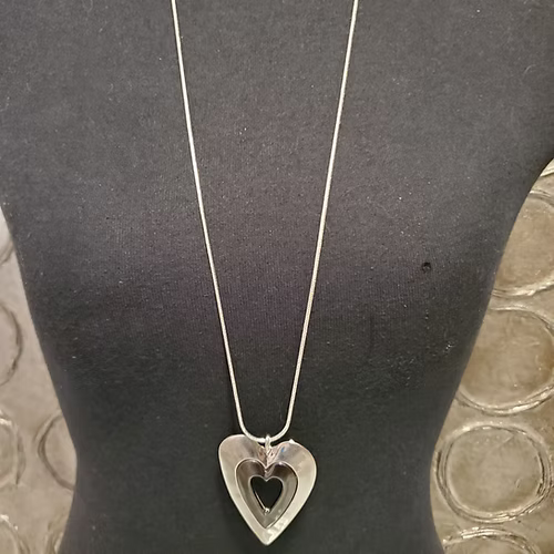 Collier en chaîne (pendentif en coeur)