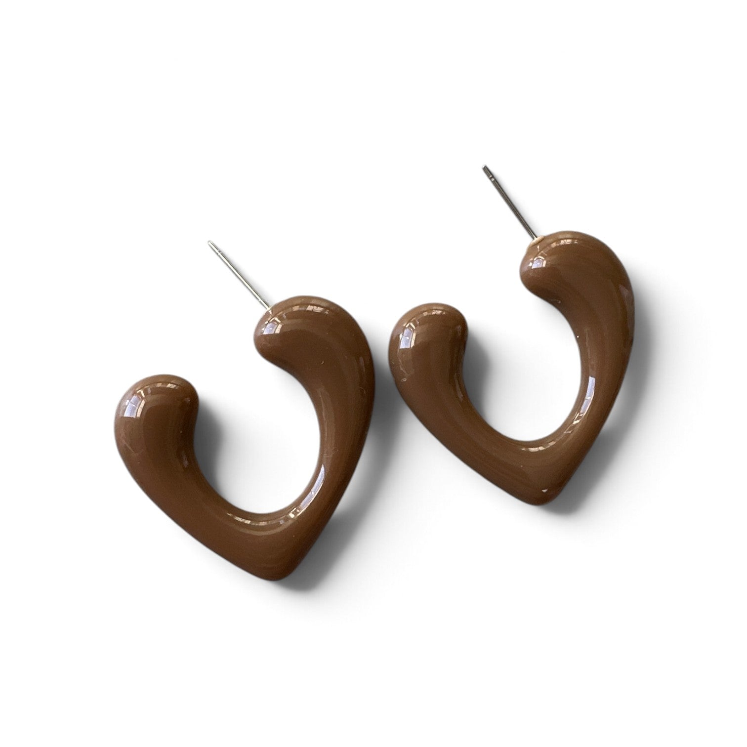 Boucle d'oreille brune