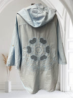 Blouse à capuchon (avec broderie au dos)