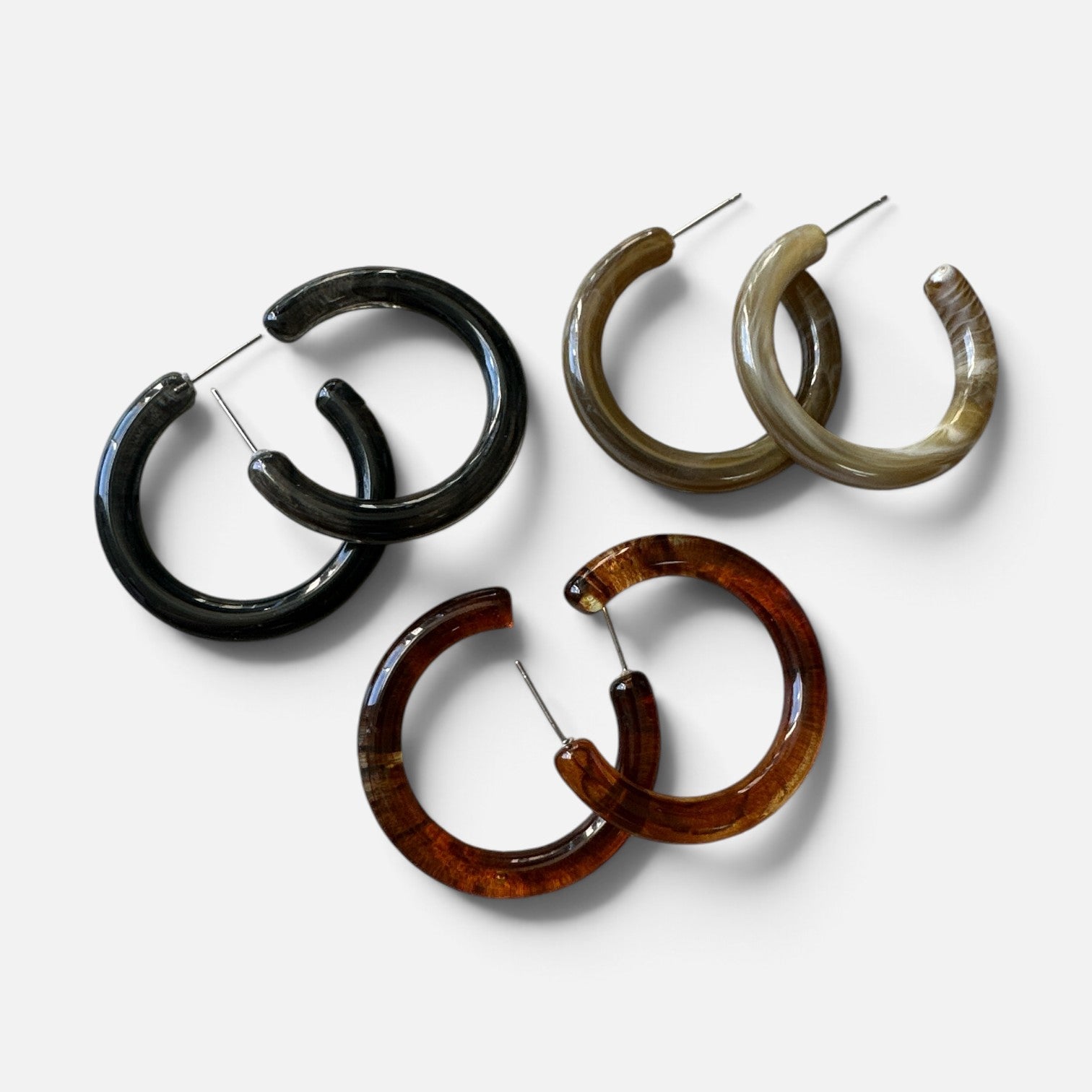 Boucle d'oreille transparentes