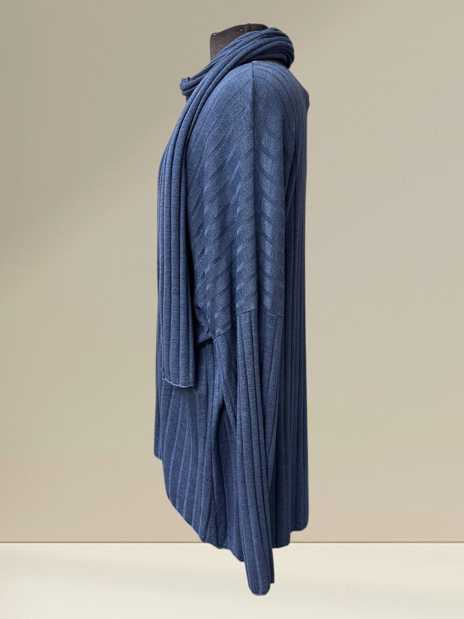 Chandail avec foulard