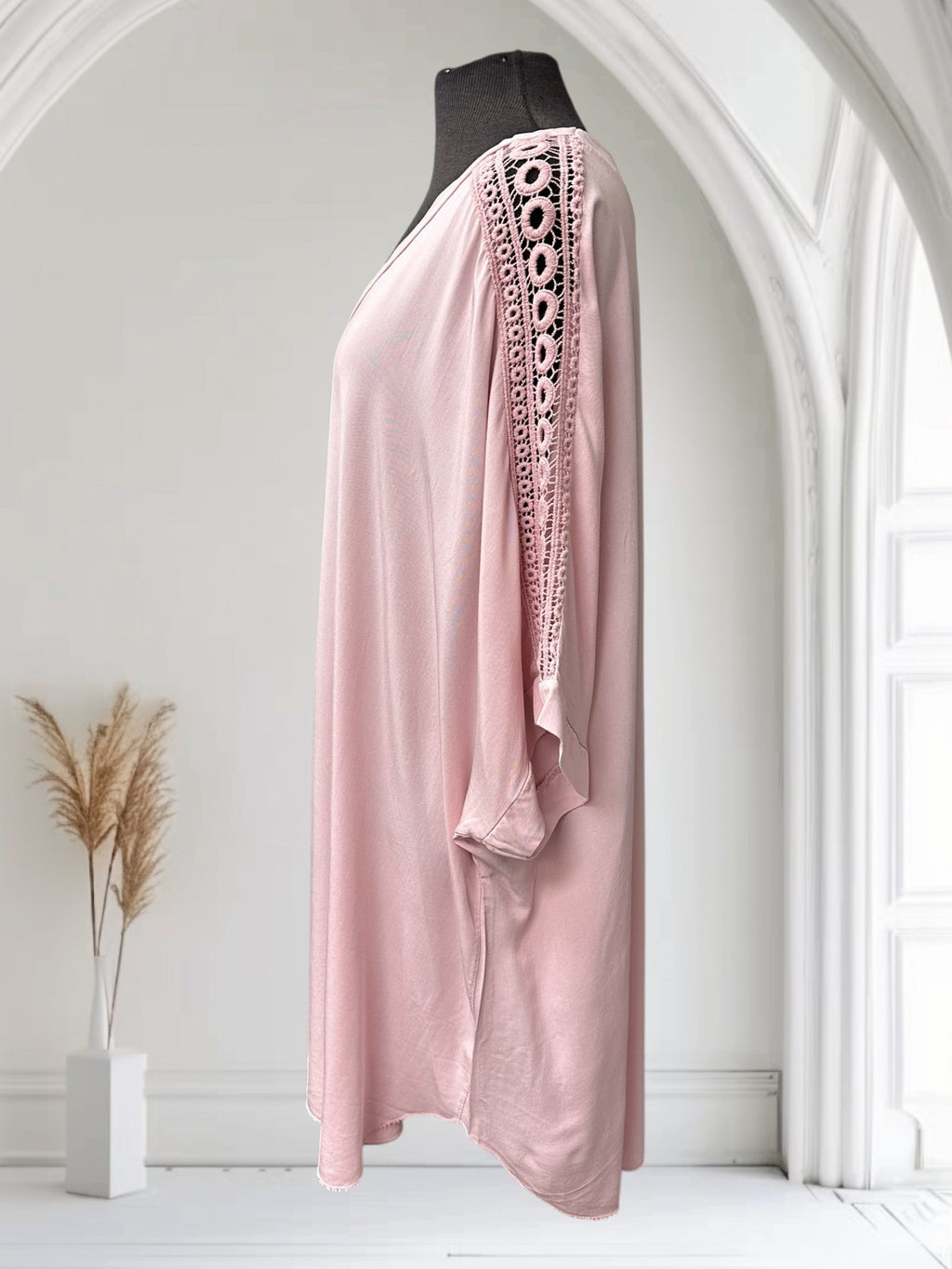 Tunique/robe (dentelle sur les épaules)