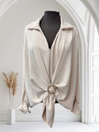 Blouse (avec bijoux ceinture)