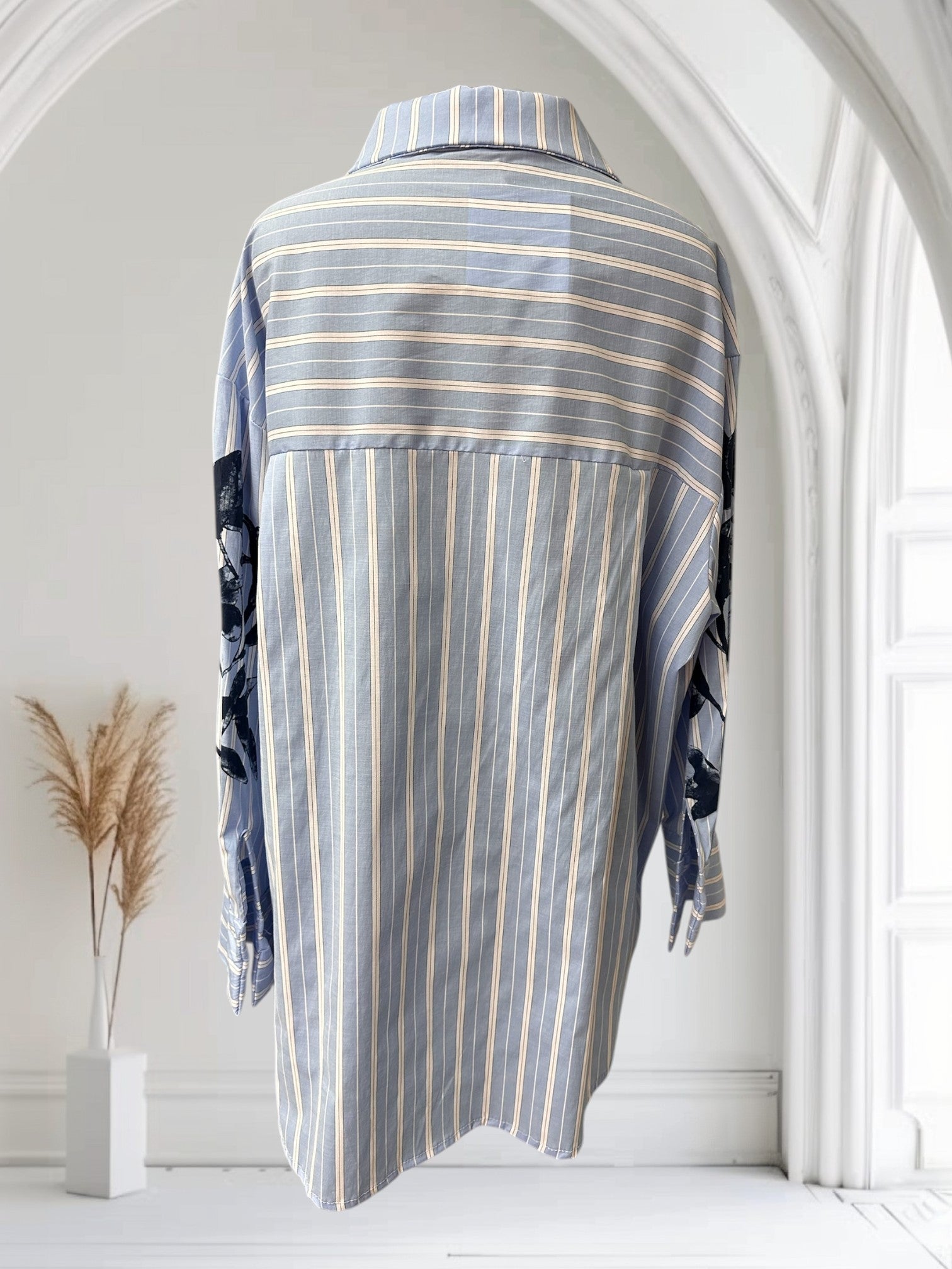 Blouse rayé avec fleurs