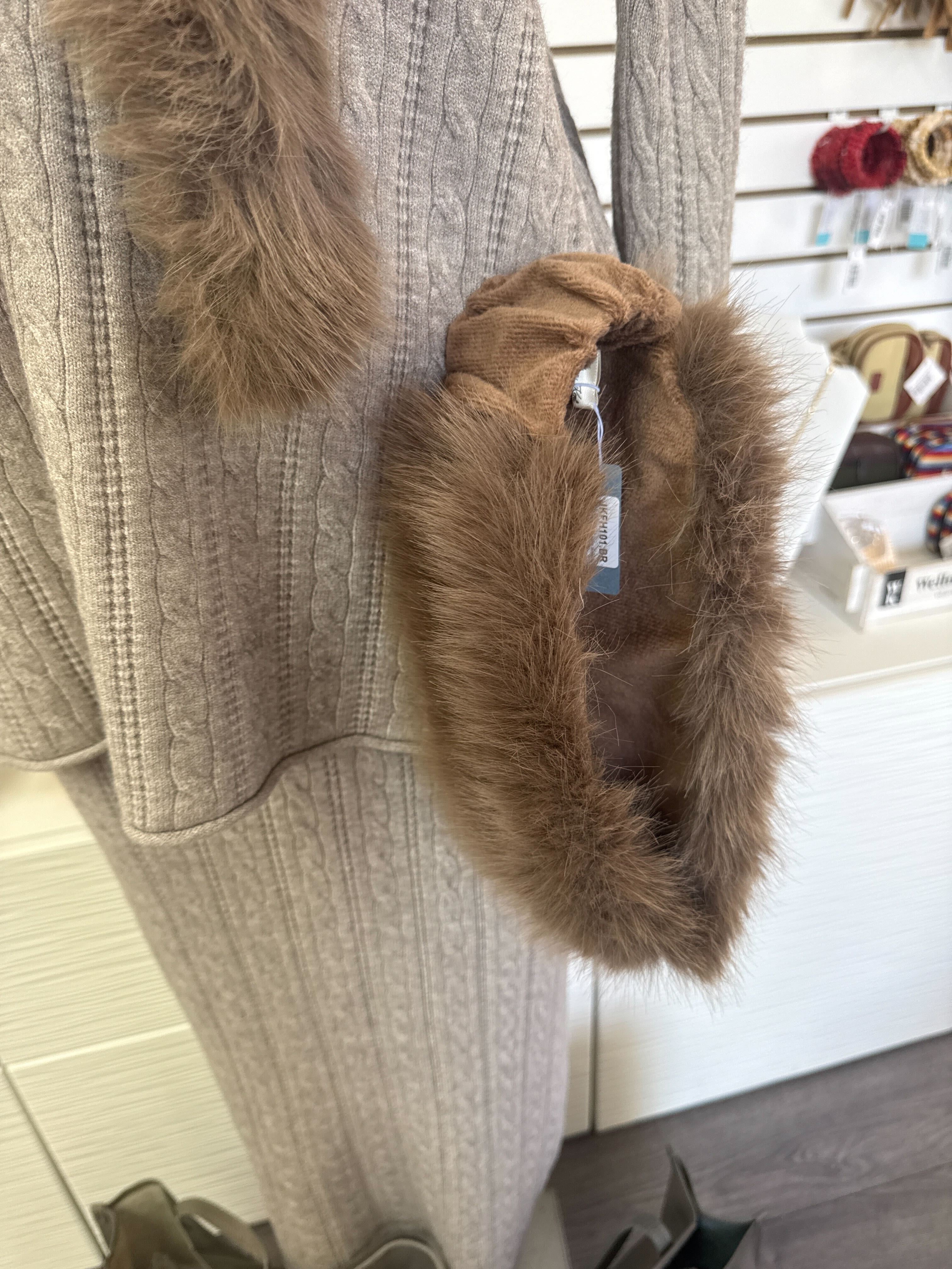 Ensemble de foulard/bandeau et manchon de fausse fourrure