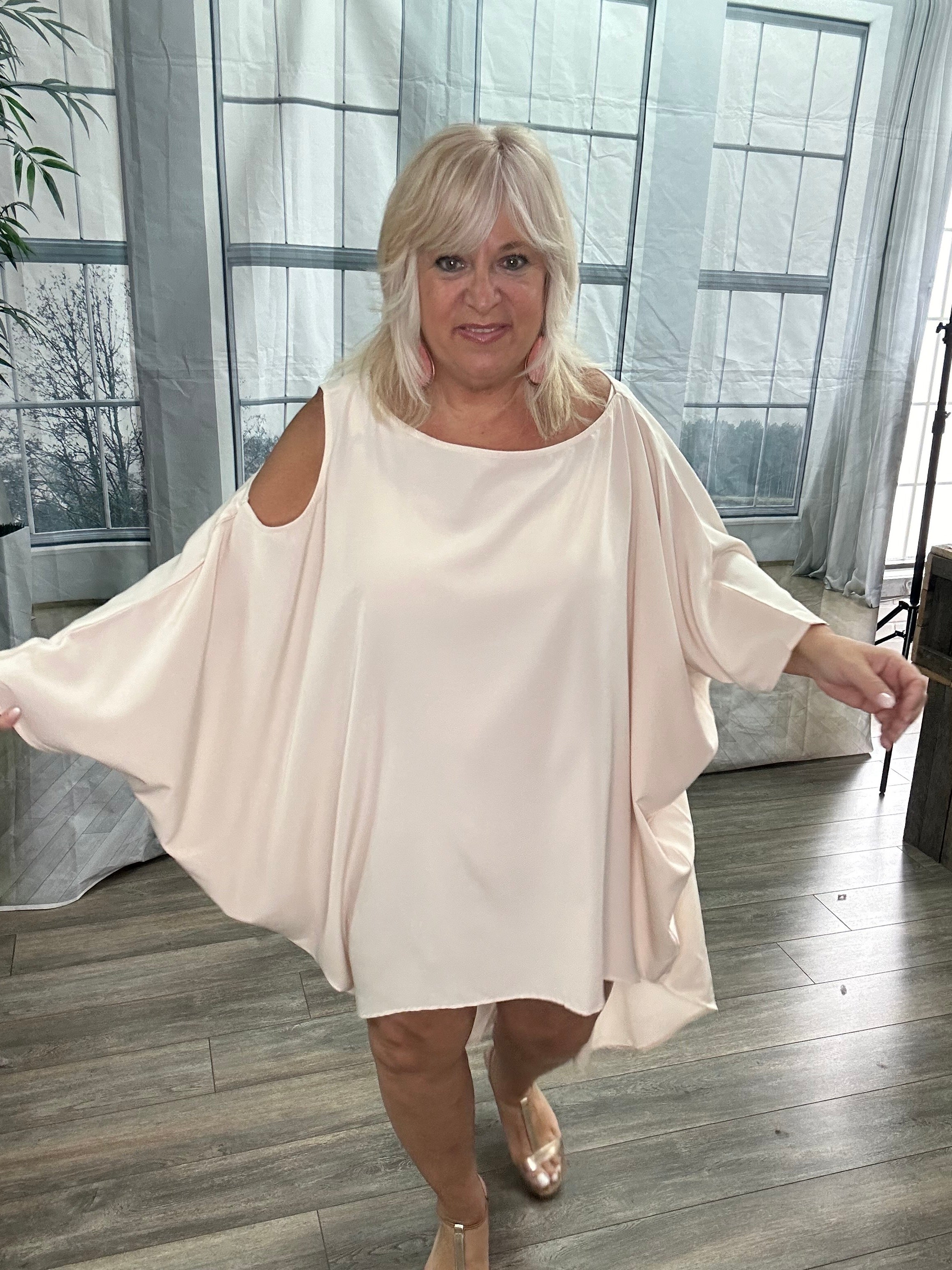 Nouveauté Robe/Paréo printemps/été 2024