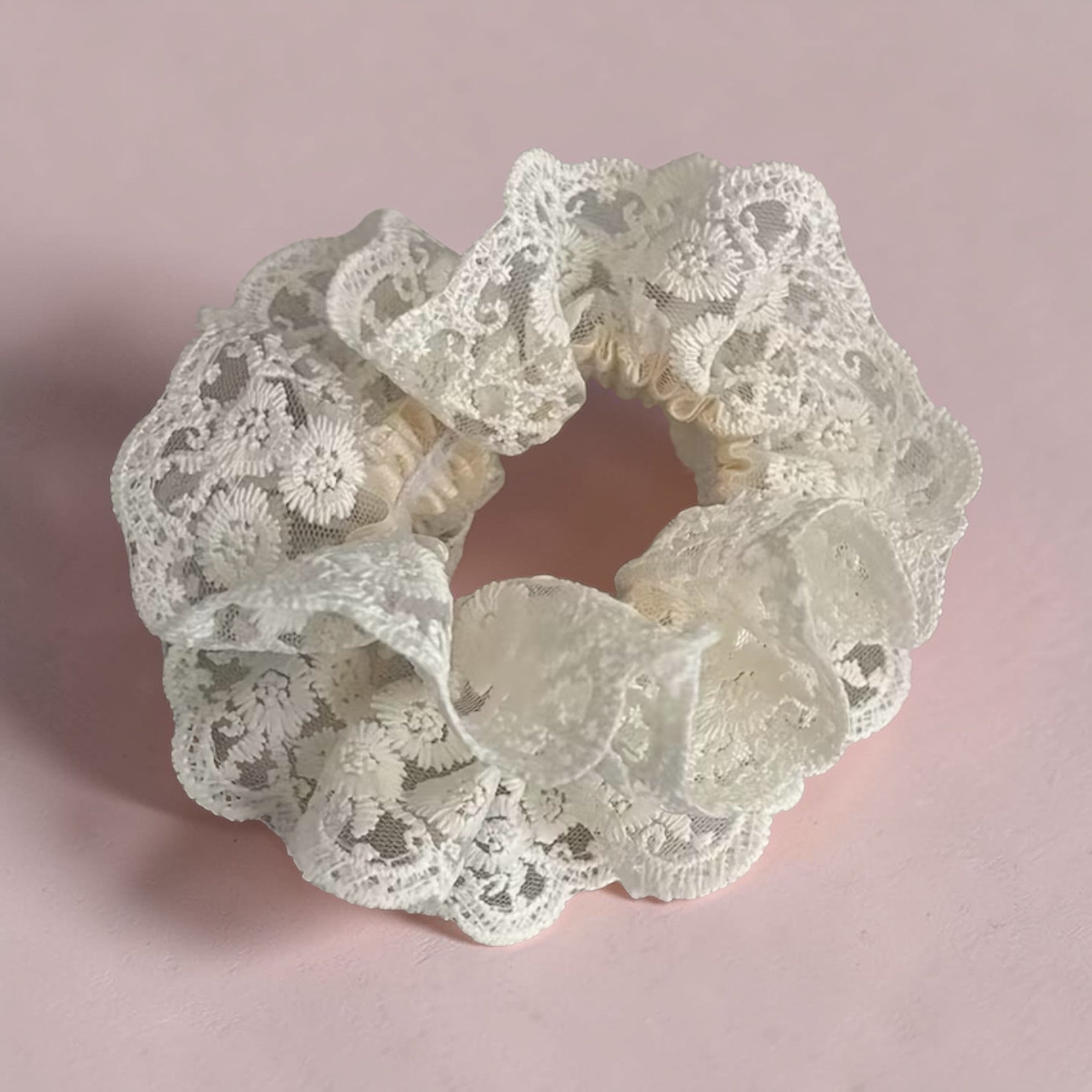 Élastique à cheveux en dentelle