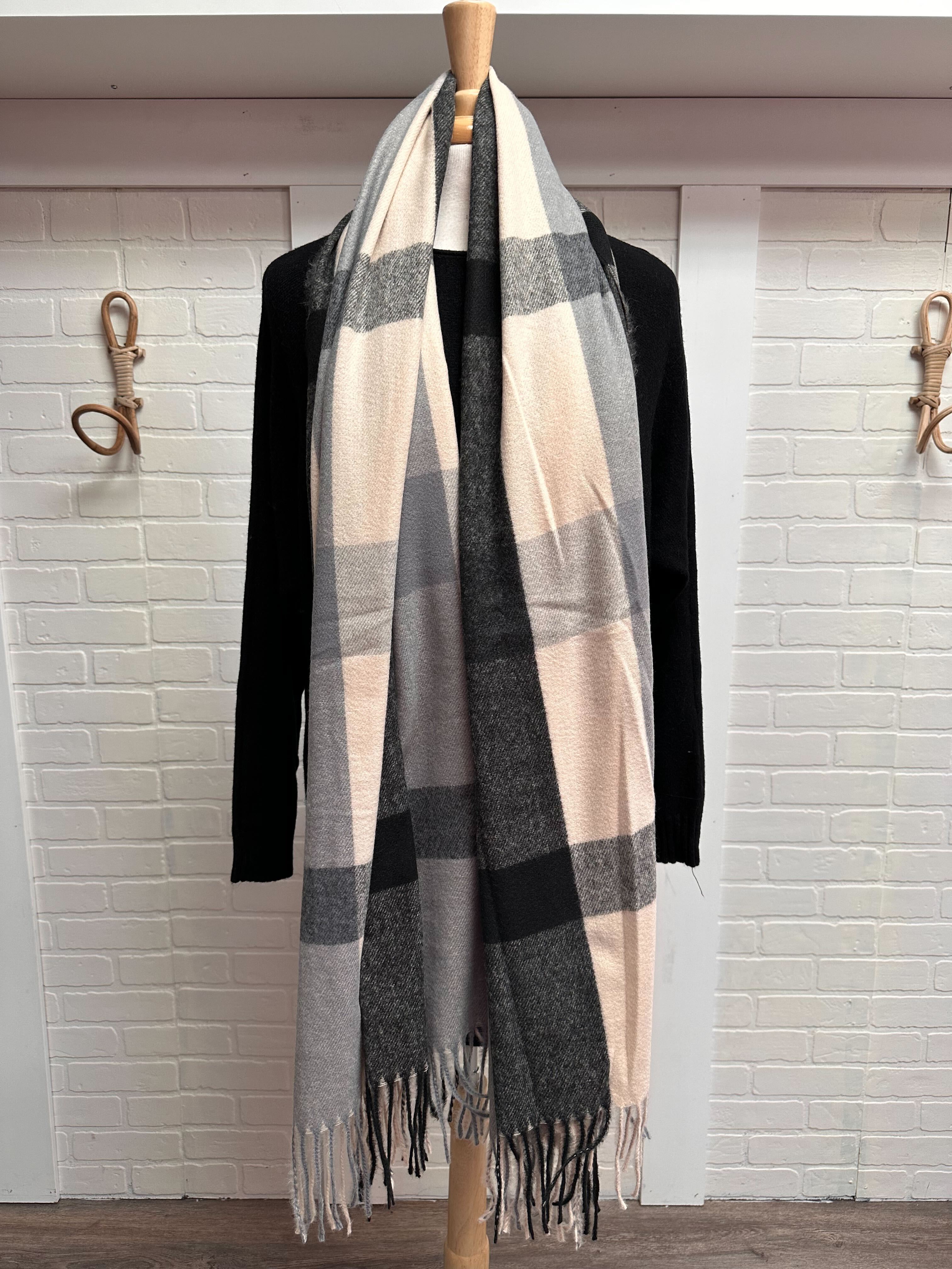 Nouveauté foulard automne/hiver 2023/24