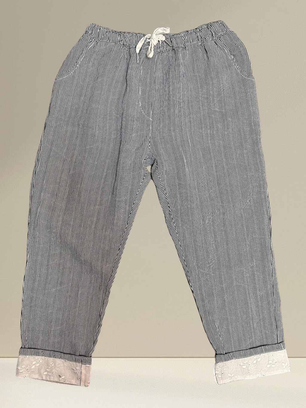 Pantalon rayé en lin (bas en brodrerie)